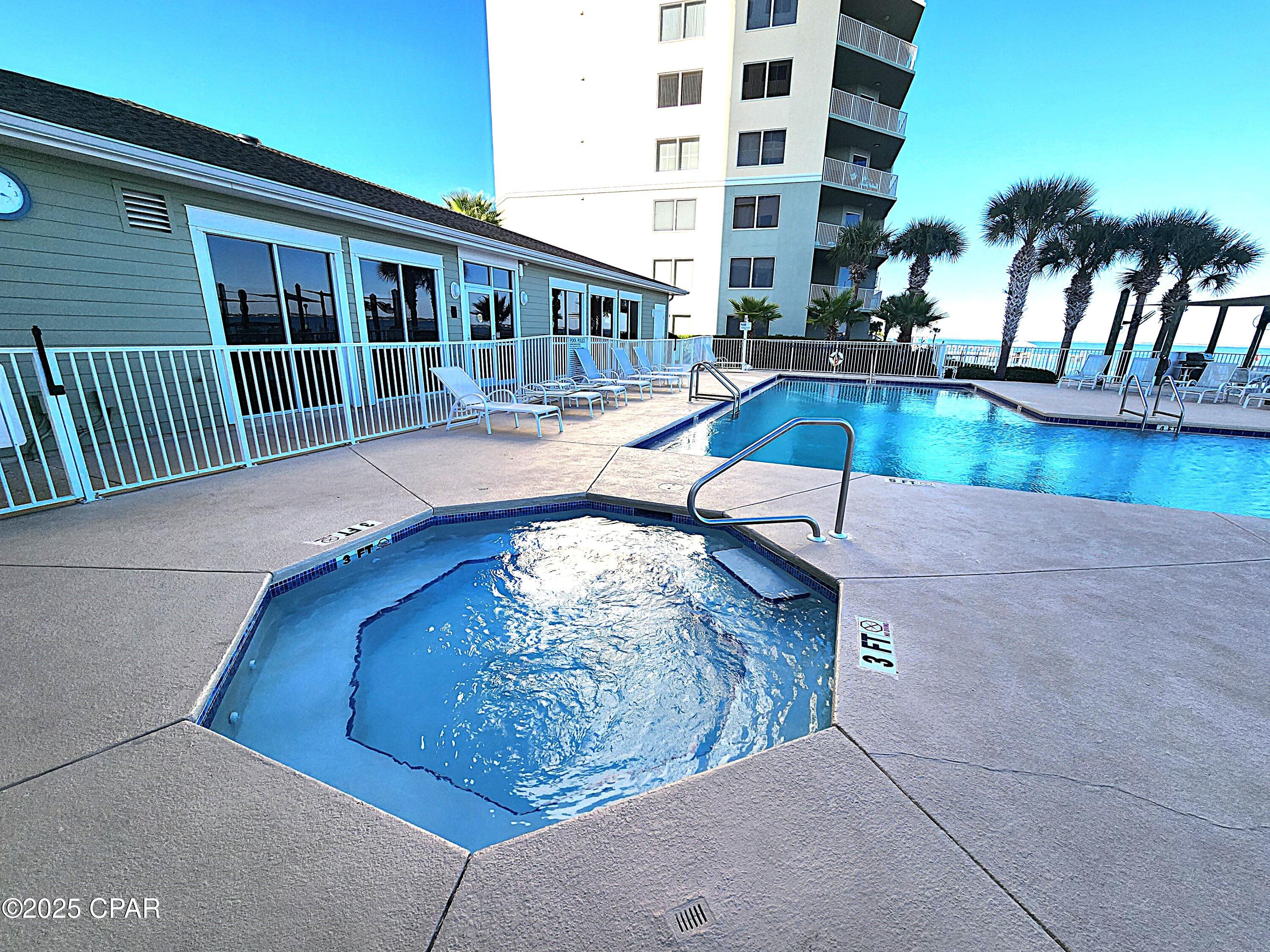 Hibiscus By The Bay - Residential