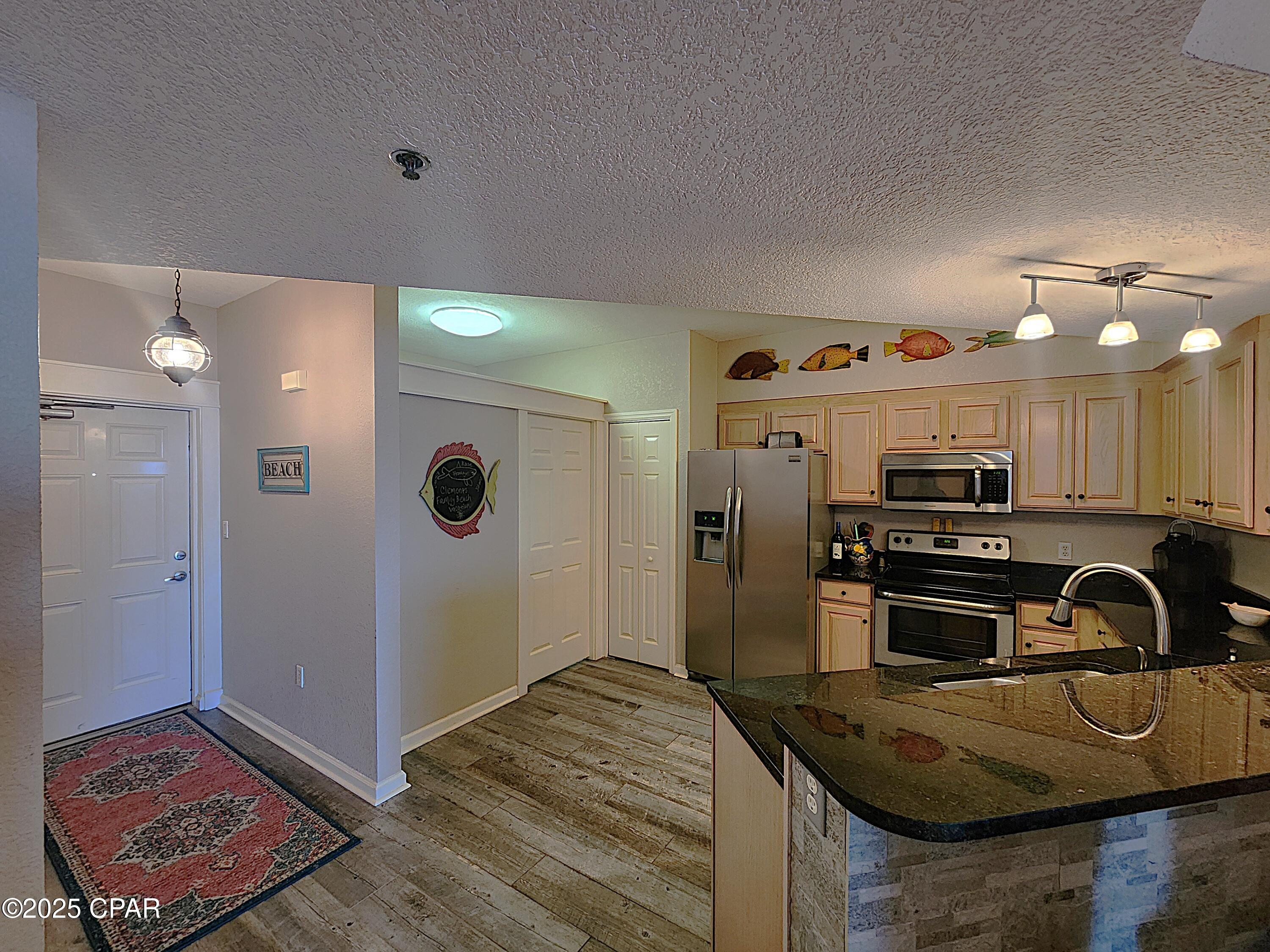 Hibiscus By The Bay - Residential