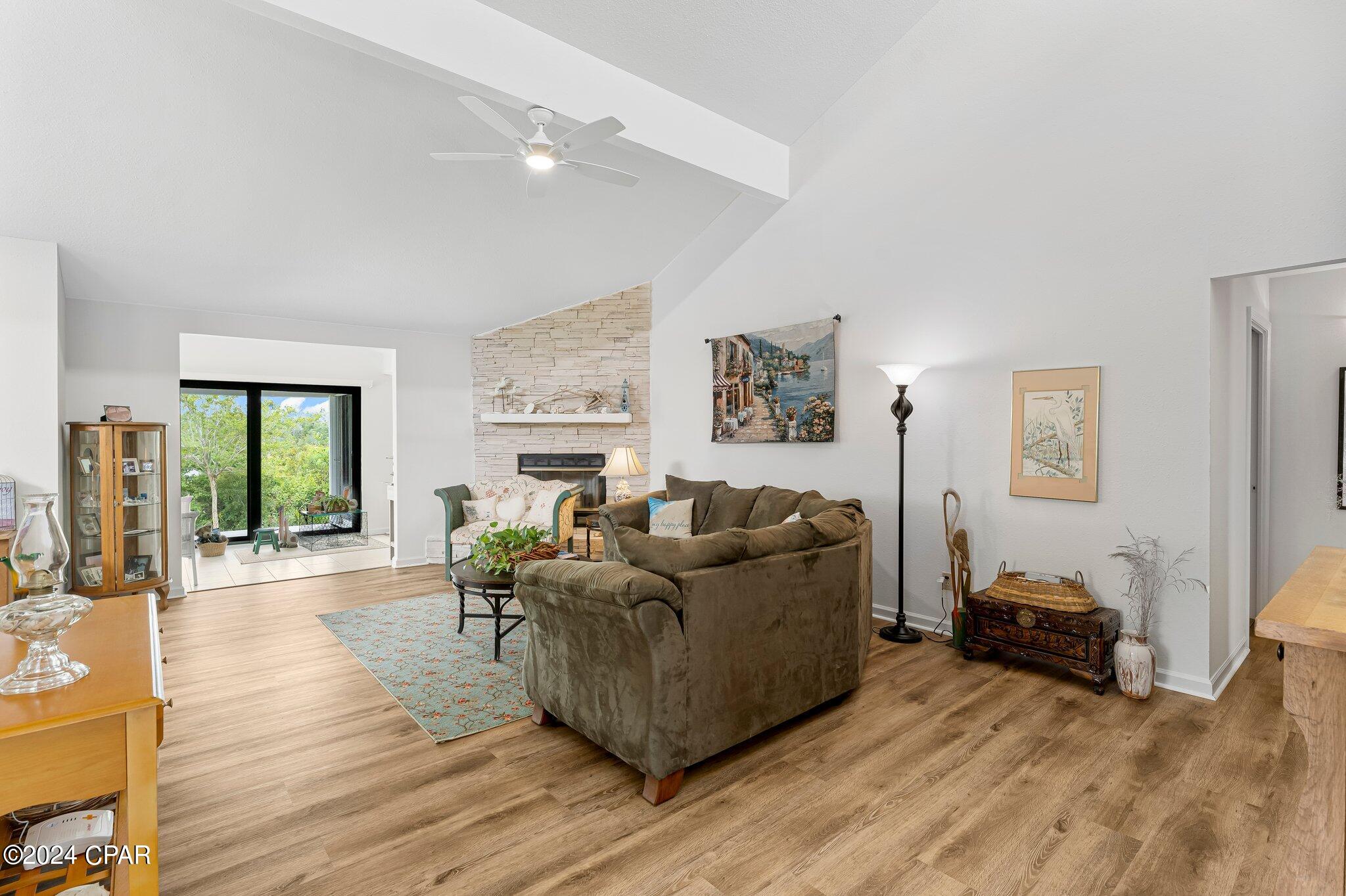Pelican Point - Residential