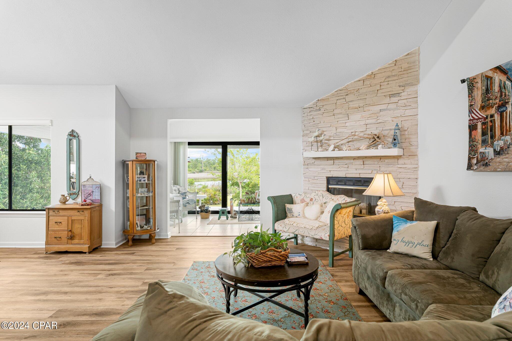 Pelican Point - Residential