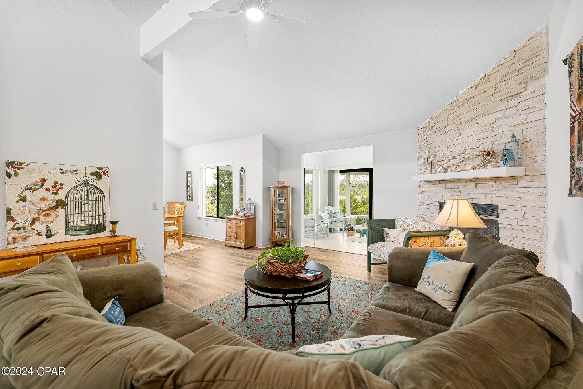 Pelican Point - Residential
