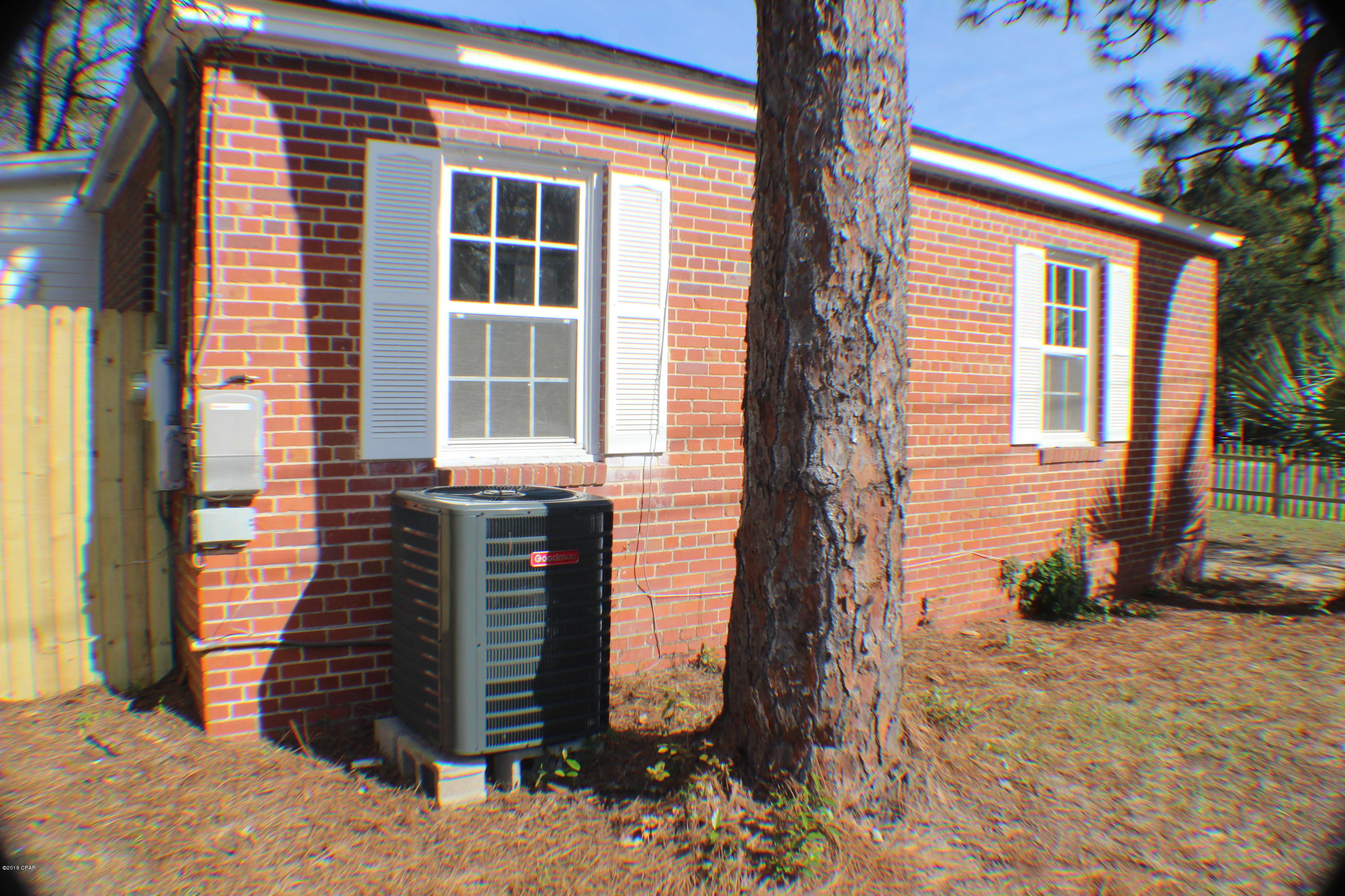 Oakland Terrace Add - Residential