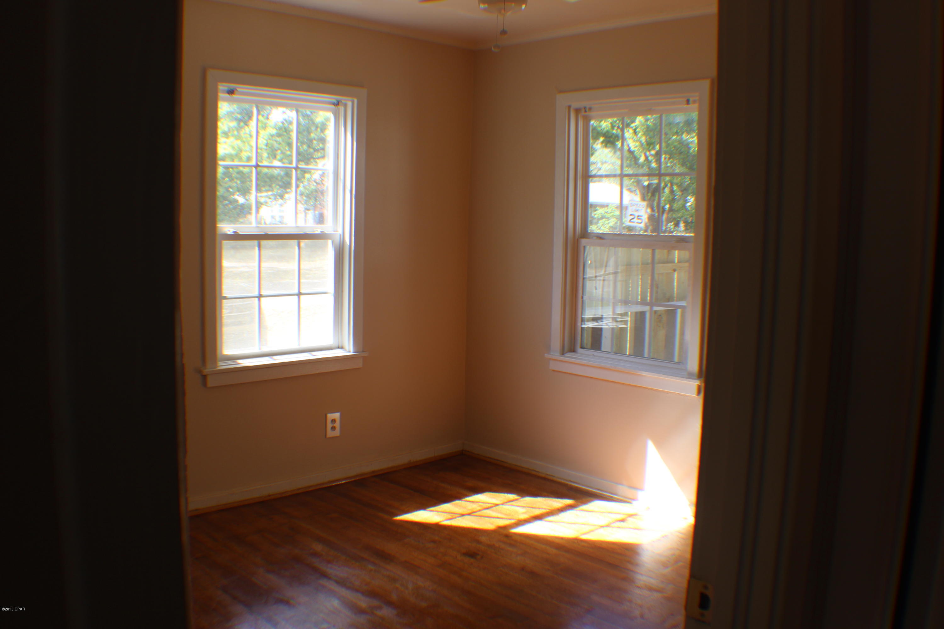 Oakland Terrace Add - Residential