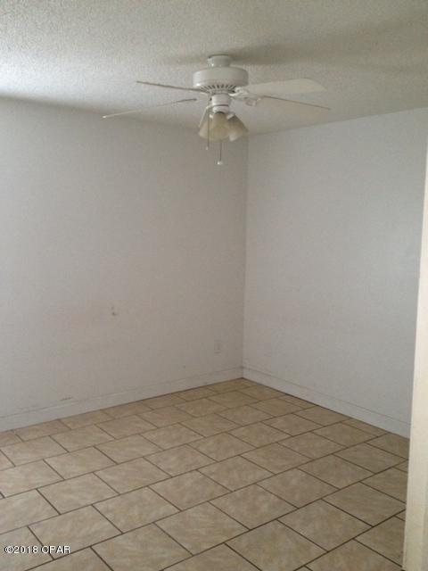 Holiday Beach Unit 12 - Residential Lease