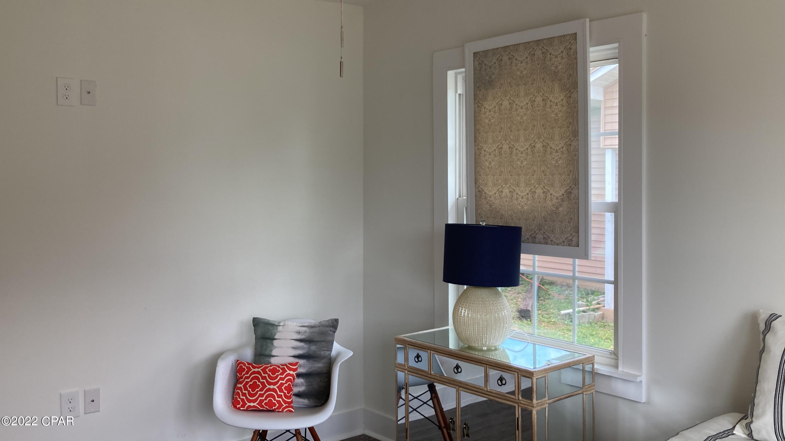 Cove Terrace 3rd (Sudduths 15th) - Residential