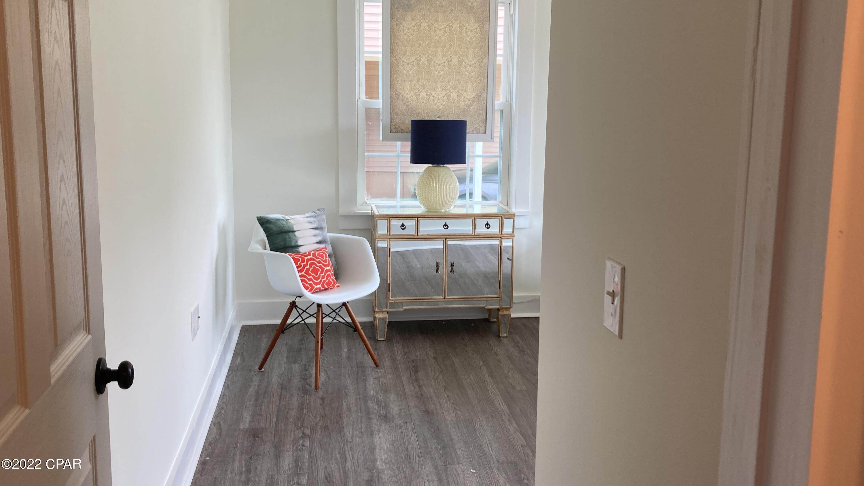 Cove Terrace 3rd (Sudduths 15th) - Residential