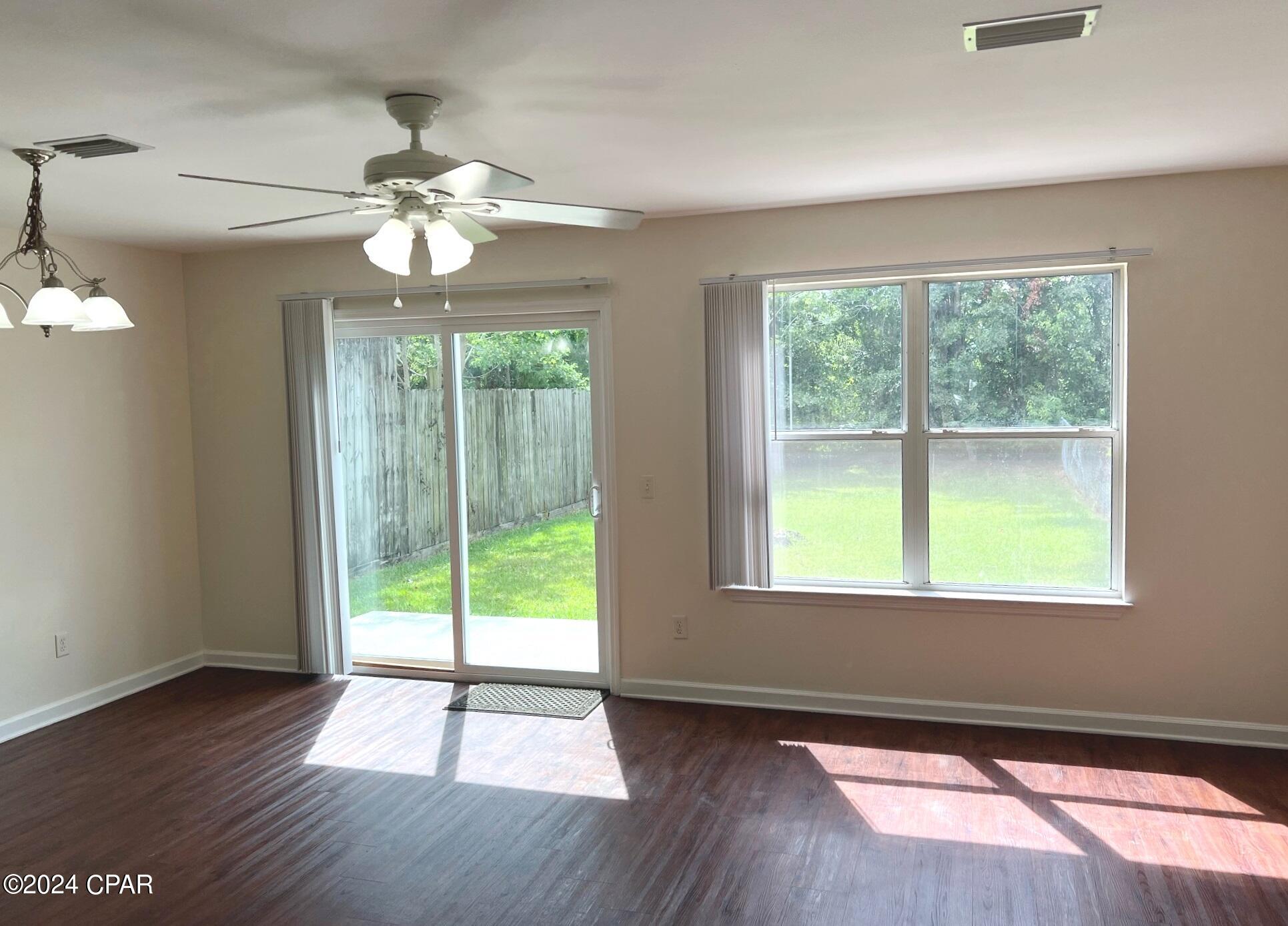 [No Recorded Subdiv] - Residential Lease