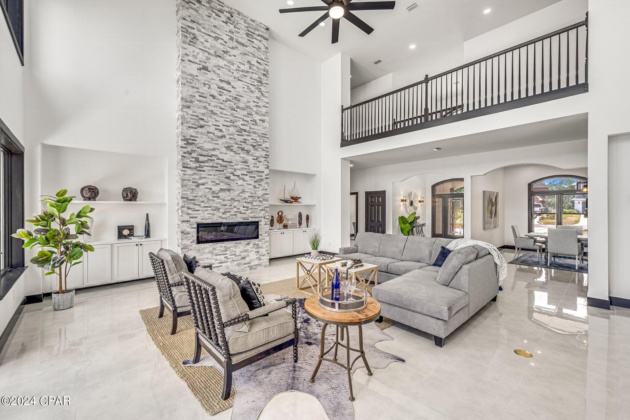 Tropical Bay - Residential