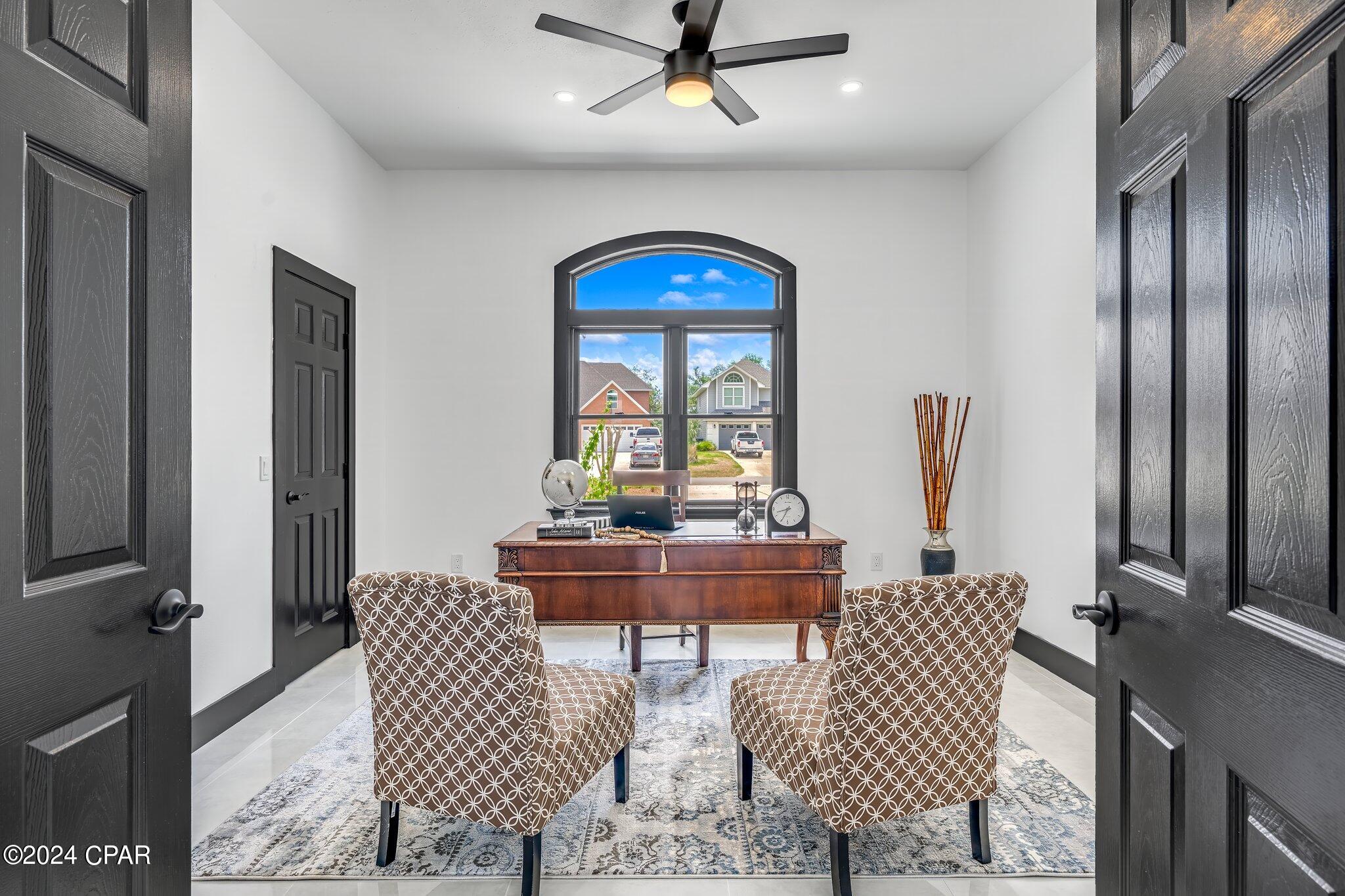 Tropical Bay - Residential