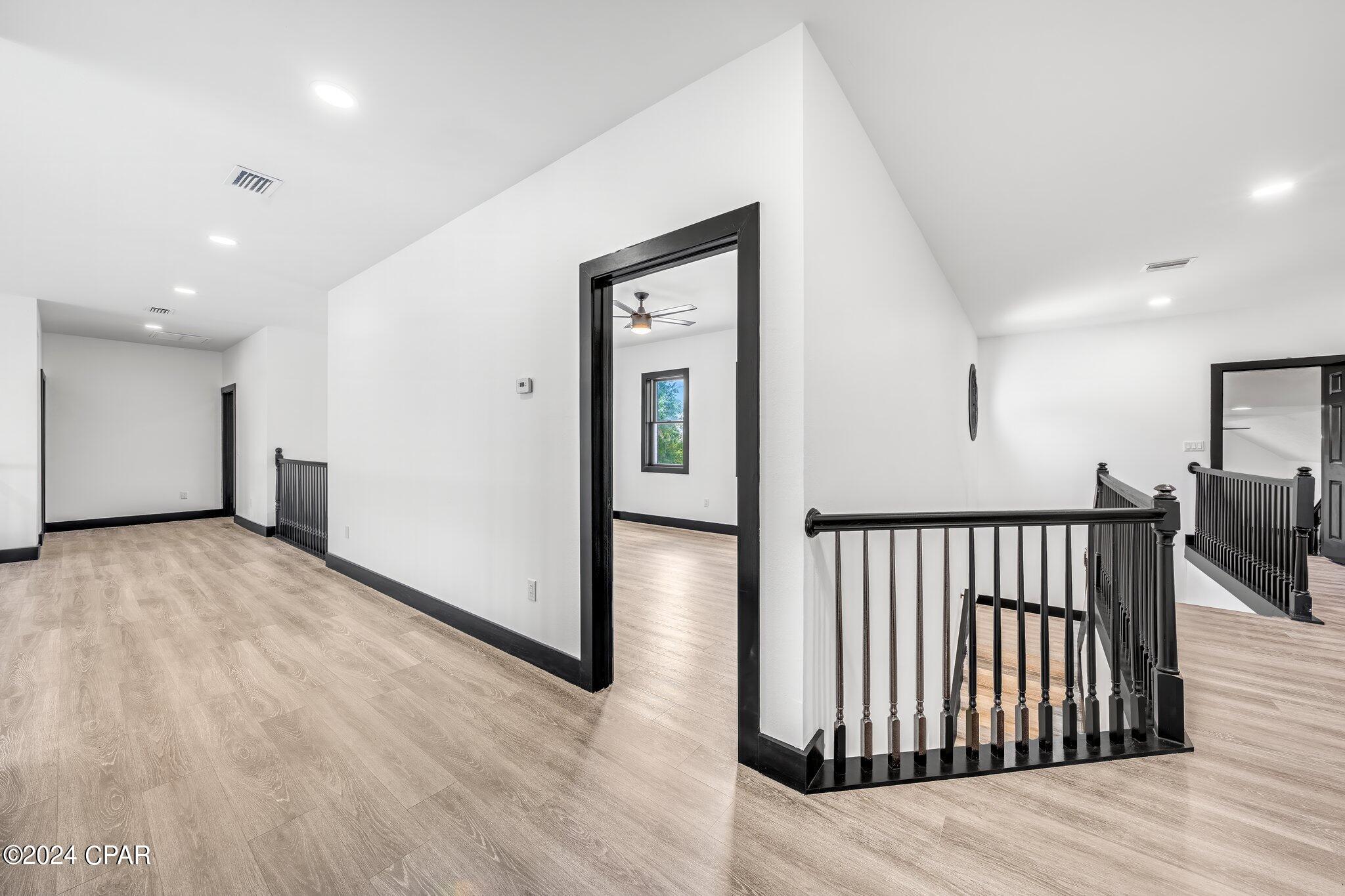 Tropical Bay - Residential