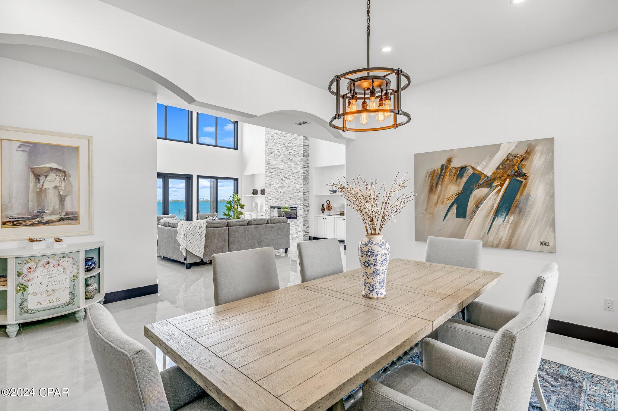 Tropical Bay - Residential