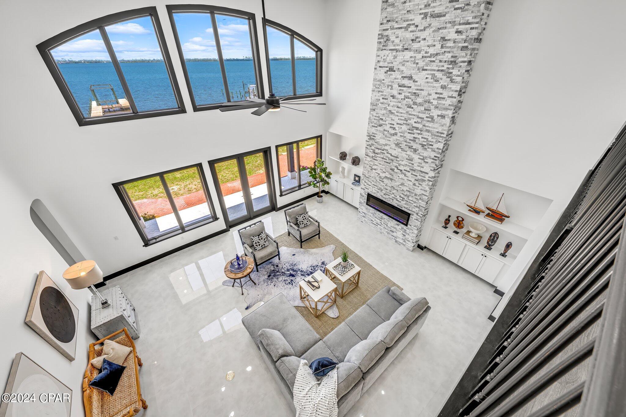 Tropical Bay - Residential