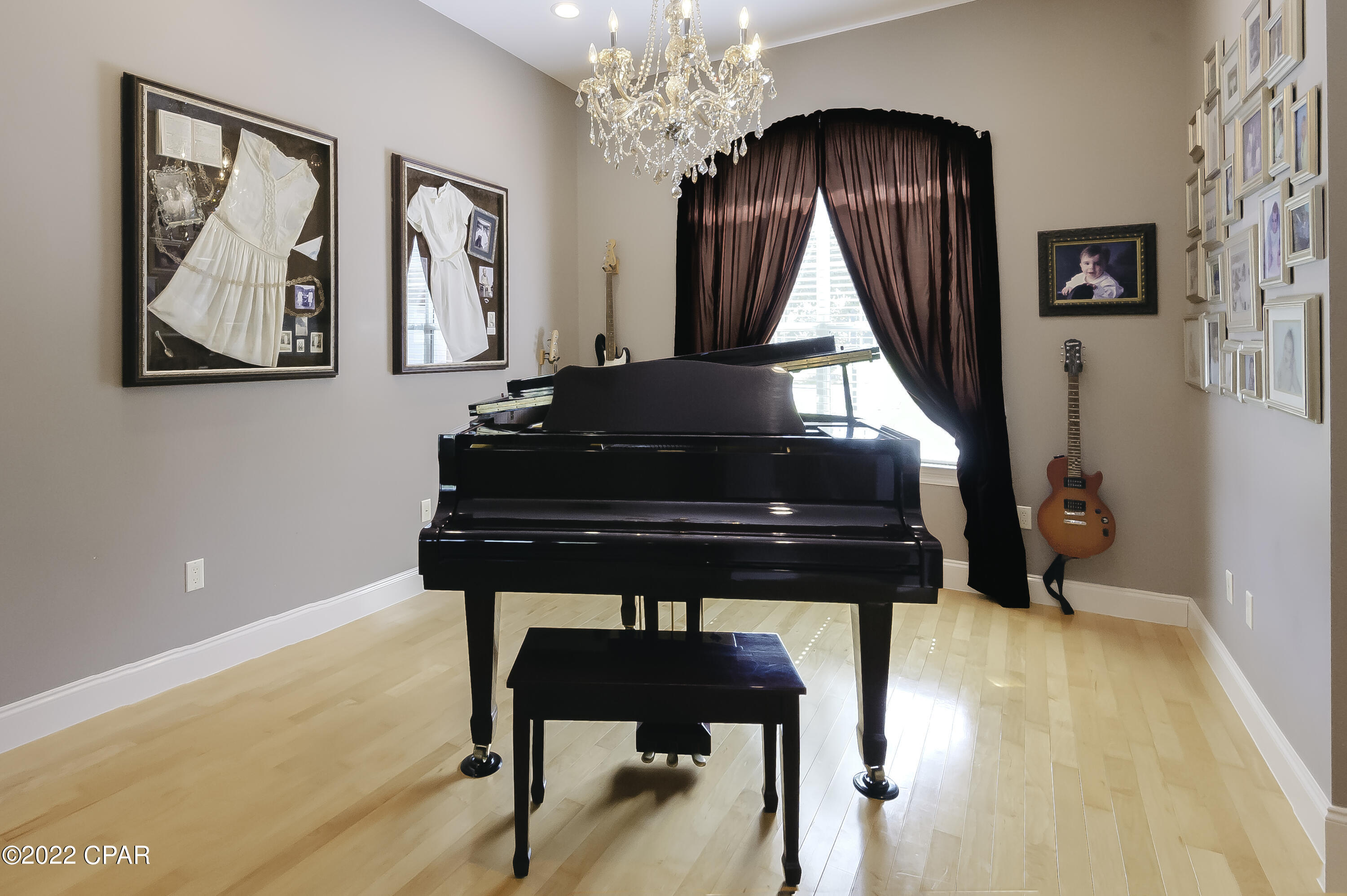 Kings Point 1st Add - Residential