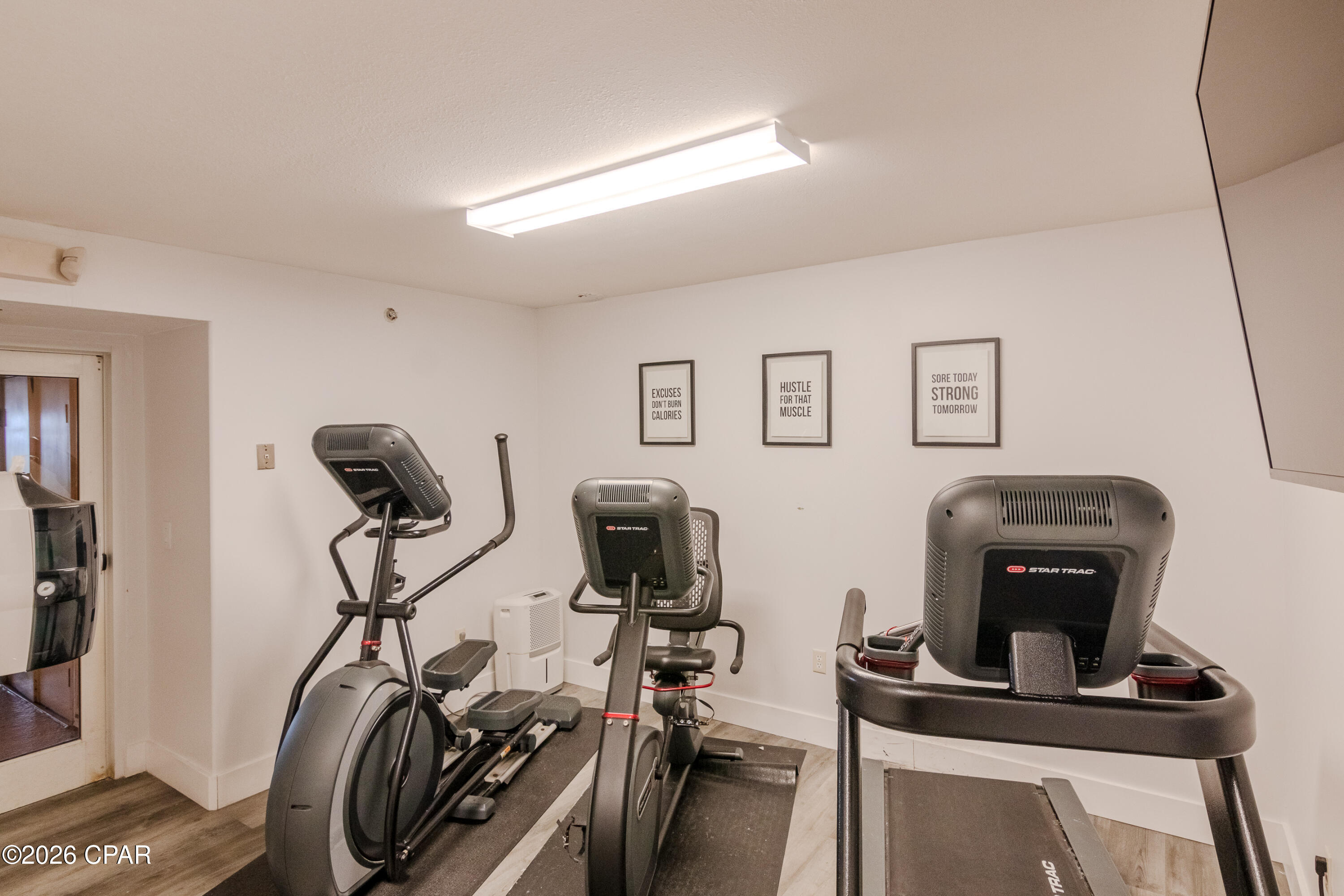 Twin Palms Resort - Residential