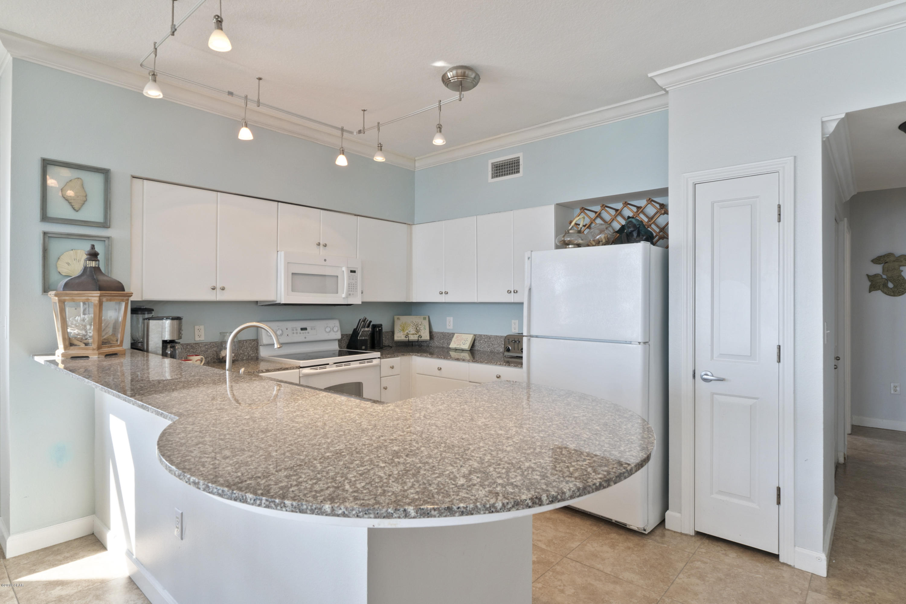 Shores Of Panama Phase I - Residential