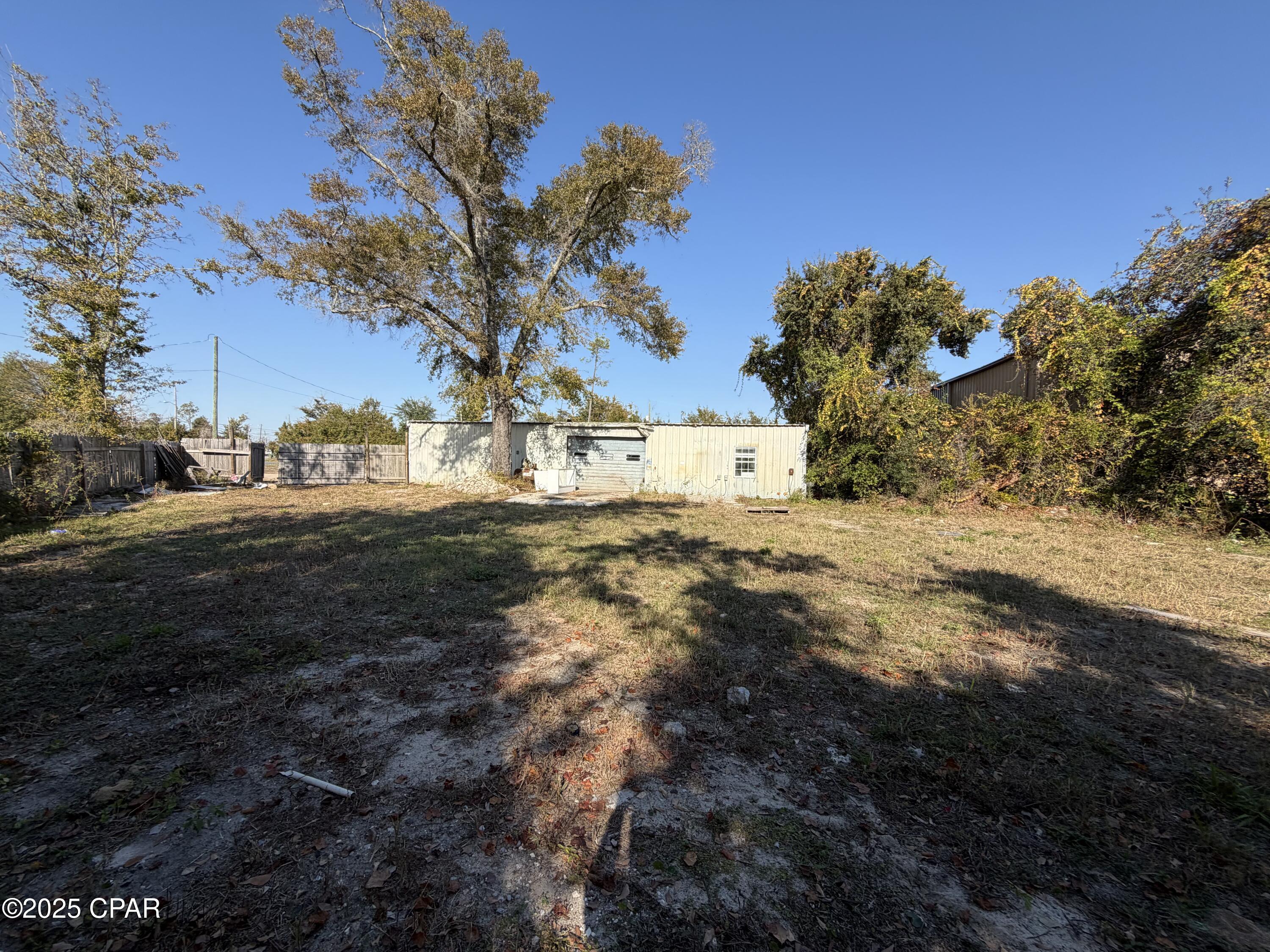 [No Recorded Subdiv] - Commercial Sale