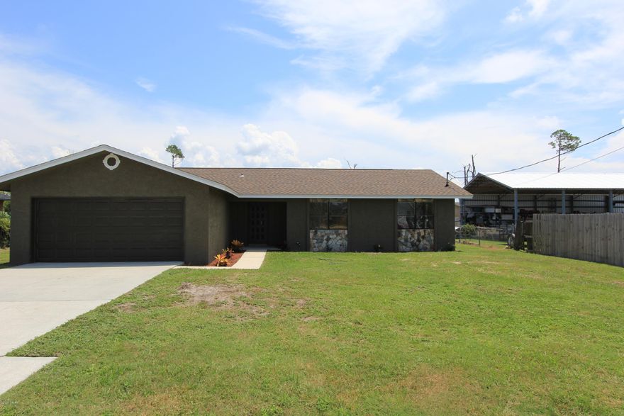 CURRENTLY UNDER CONTRACT, SELLER ACCEPTING BACKUP OFFERS

This newly remolded home is what you have been waiting for!  Come see all that it has to offer!