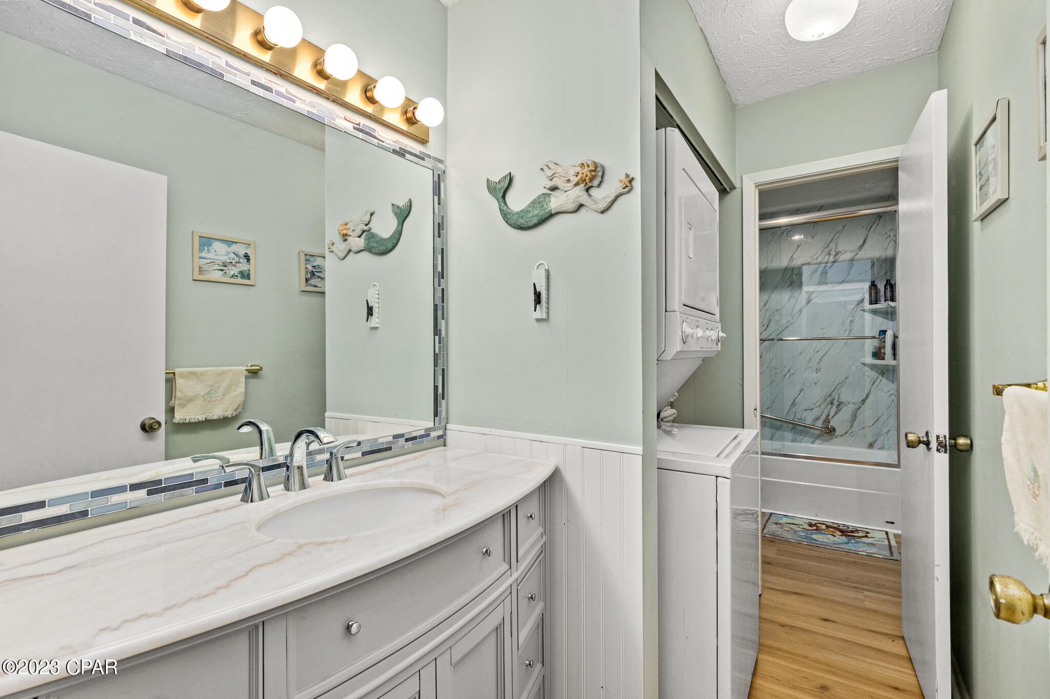 Blue Lagoon - Residential