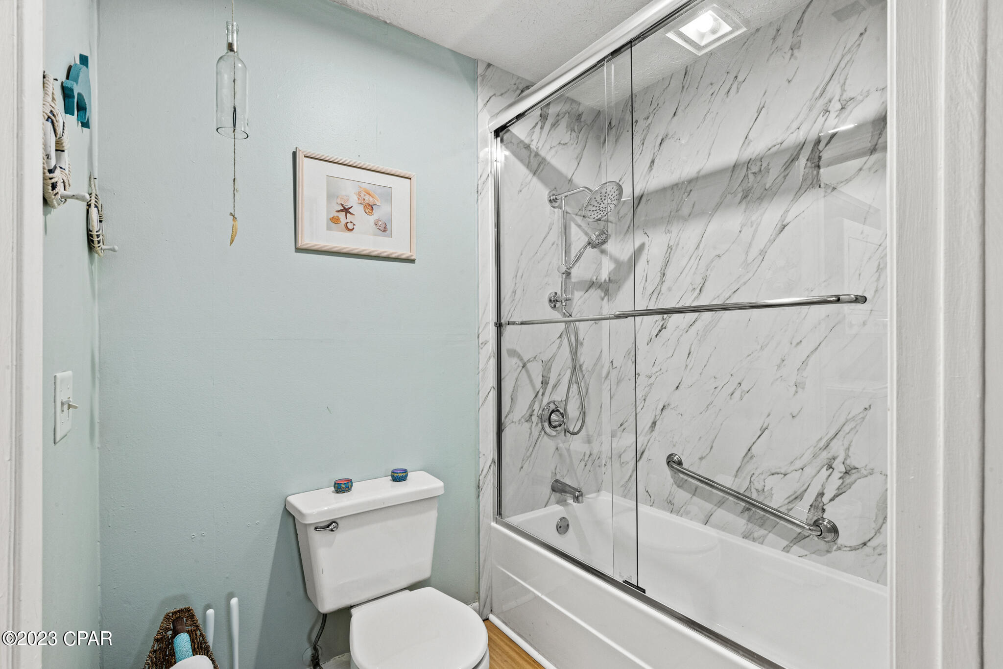 Blue Lagoon - Residential