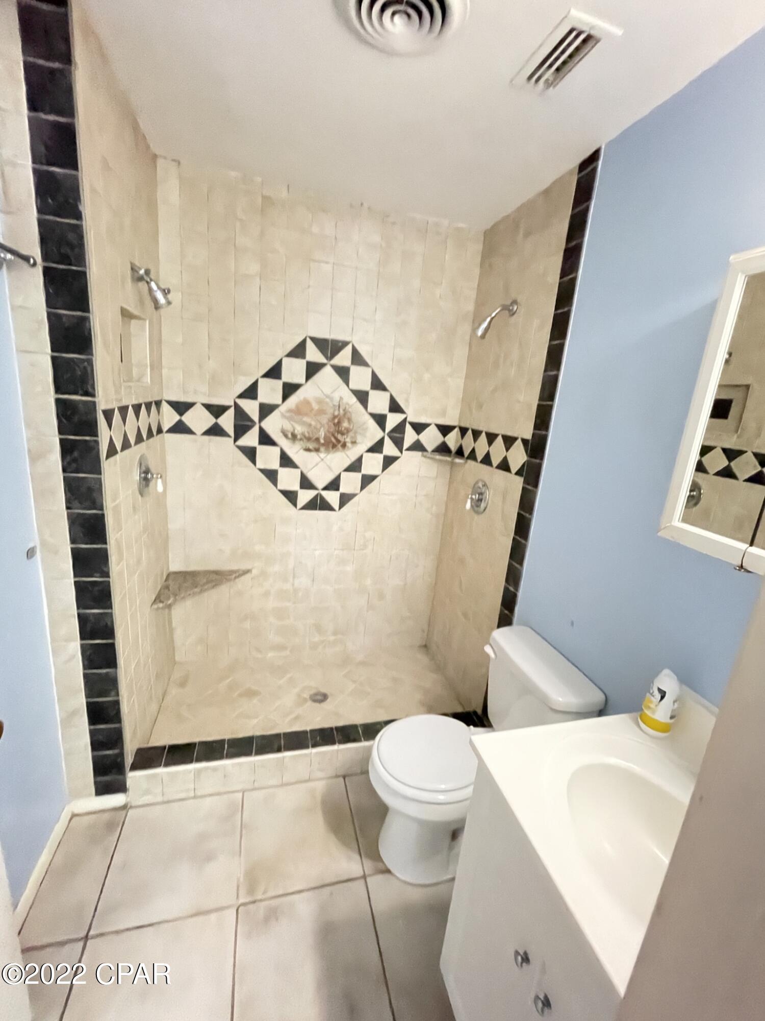 Forest Hills Unit 1 - Residential