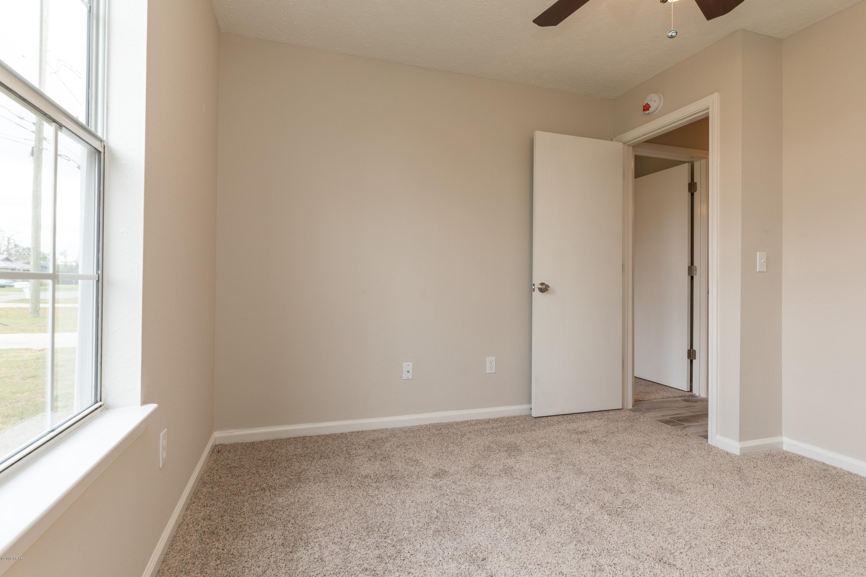 Lynn Pointe South - Residential