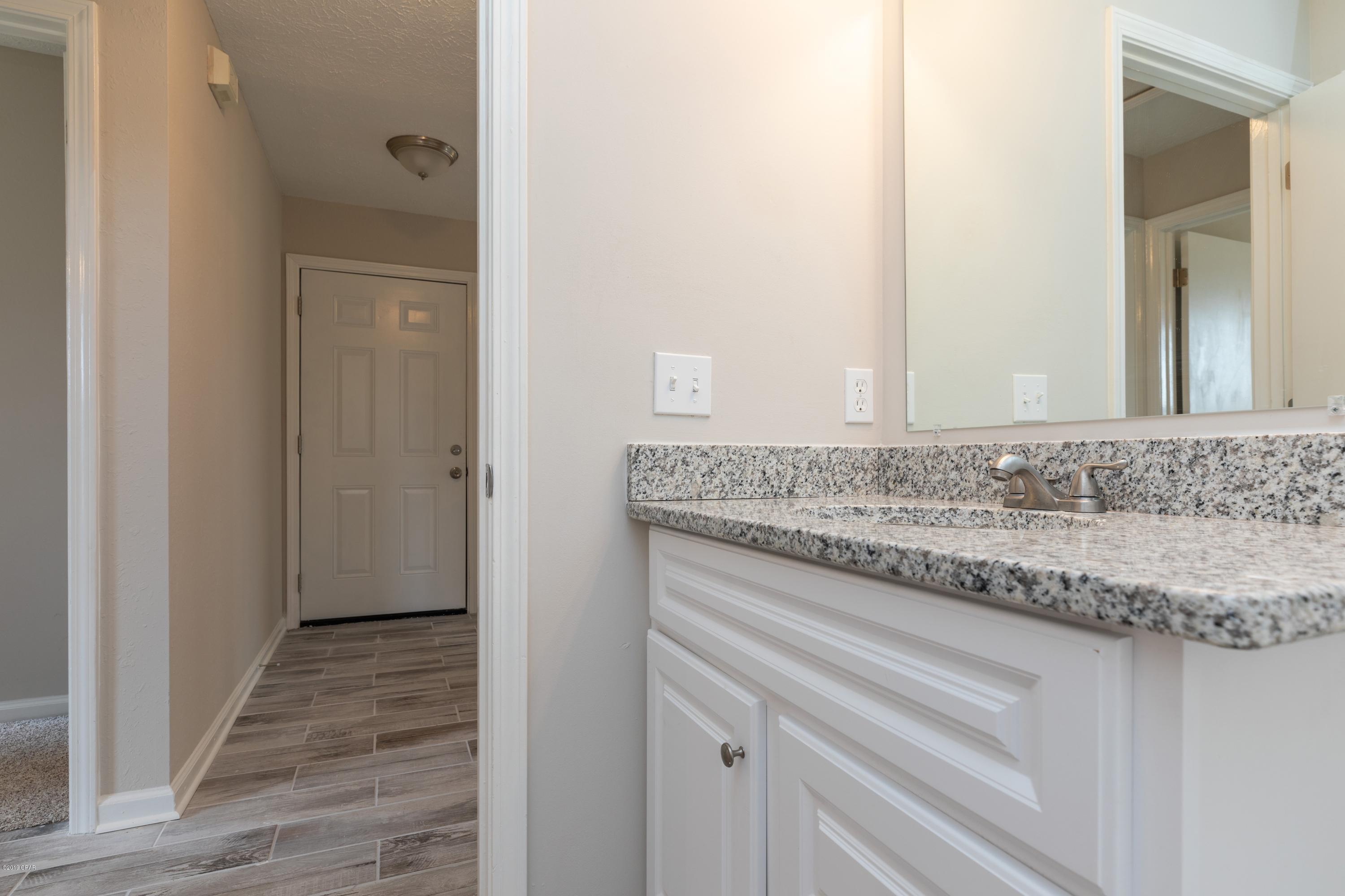 Lynn Pointe South - Residential