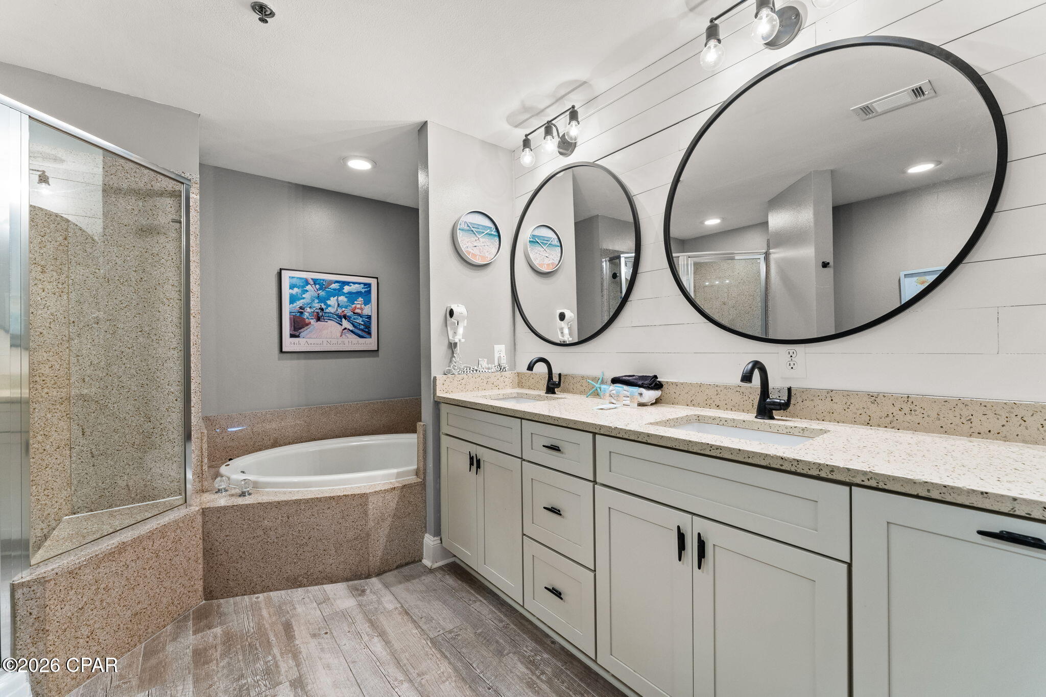 Laketown Wharf - Residential