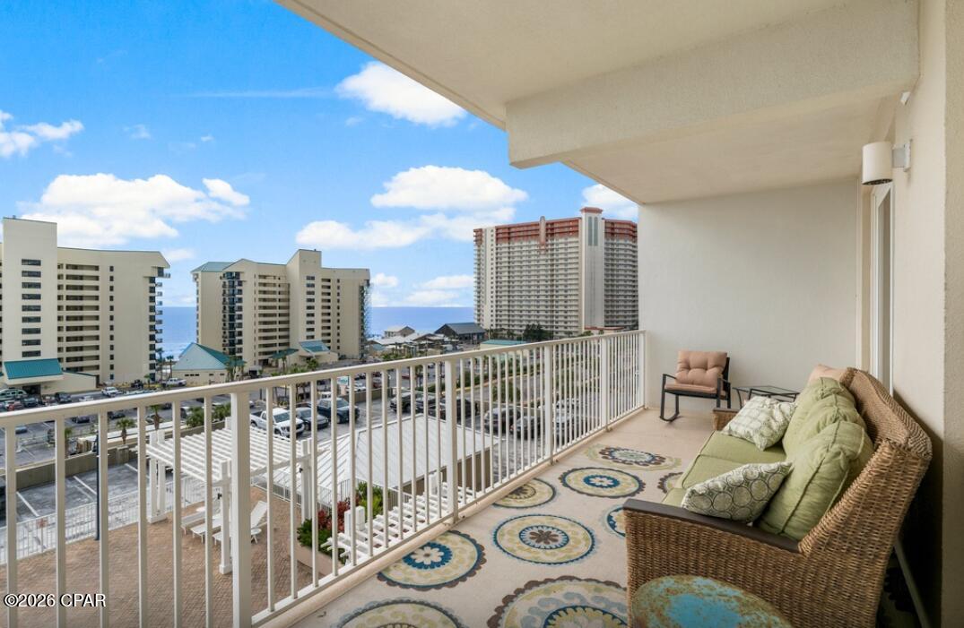 Laketown Wharf - Residential