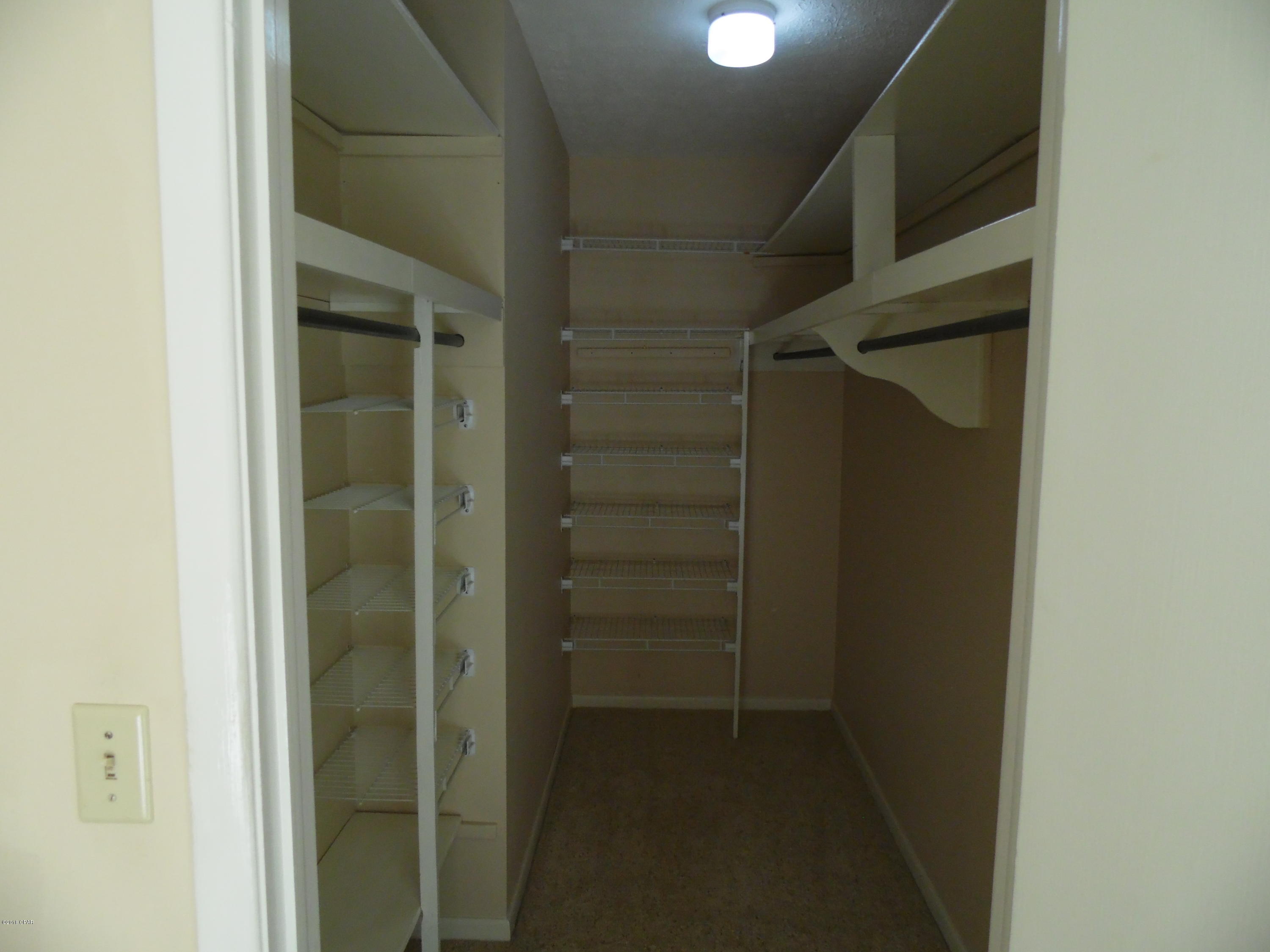 Pretty Bayou Island - Residential