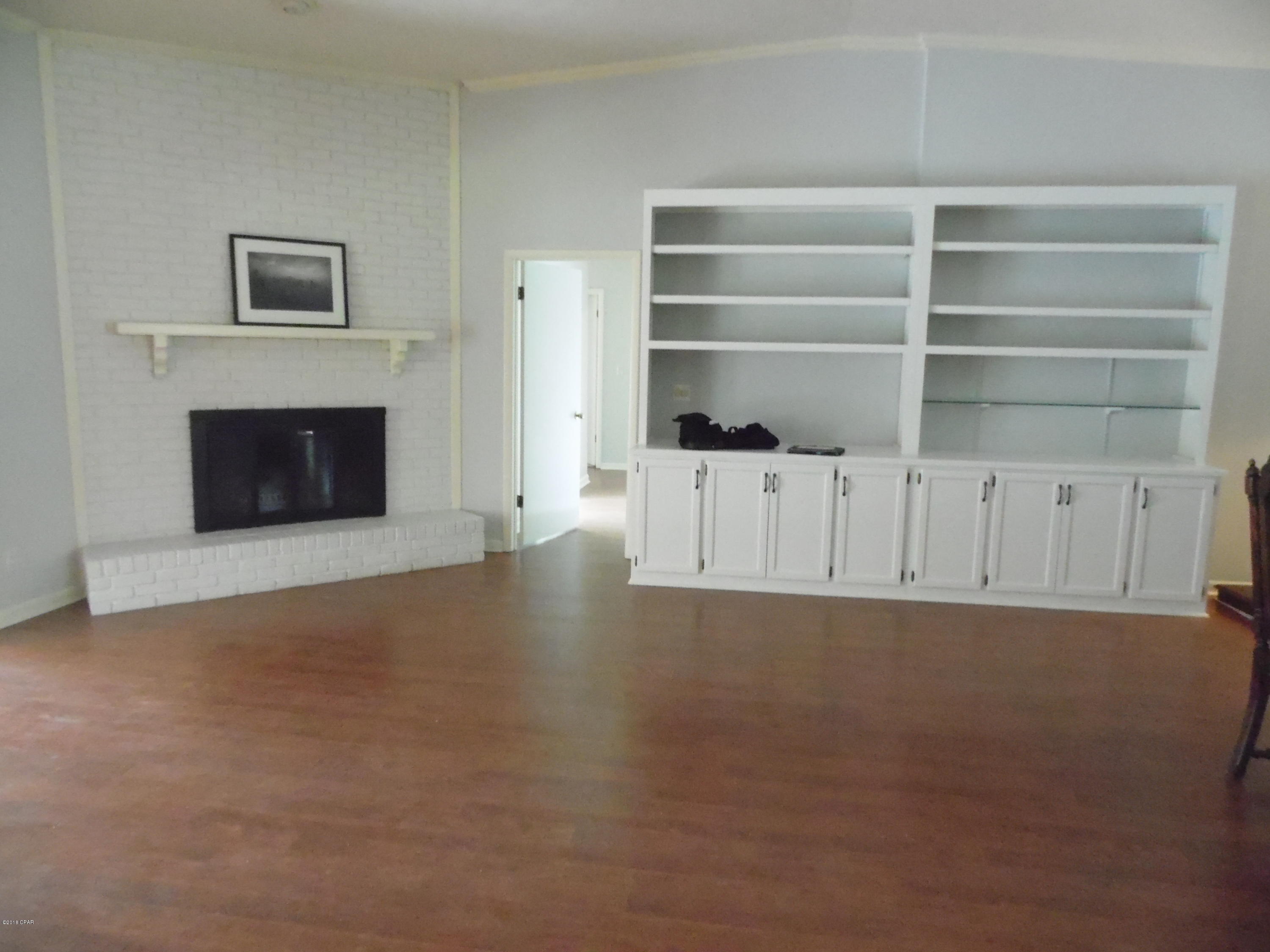 Pretty Bayou Island - Residential