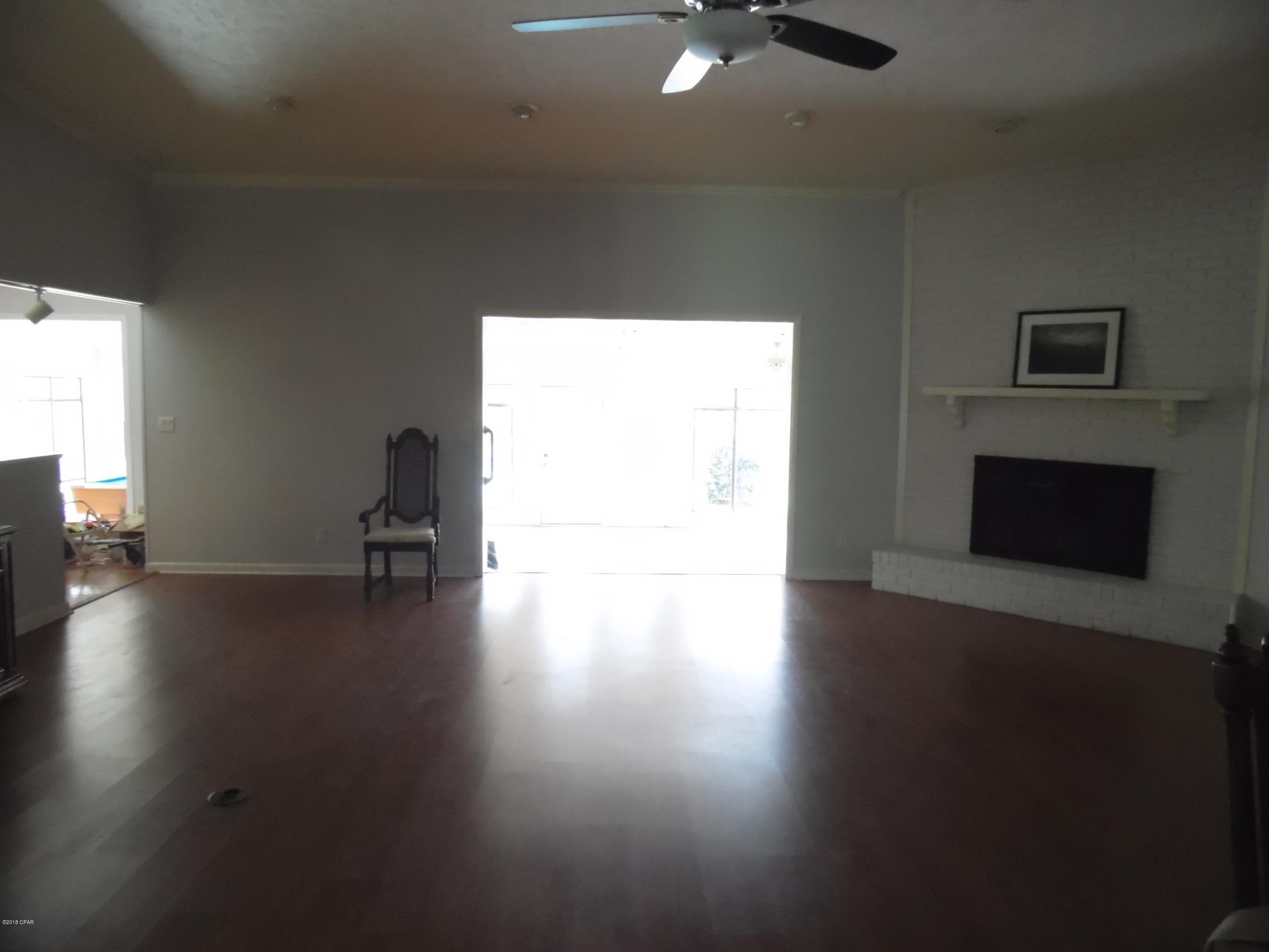 Pretty Bayou Island - Residential