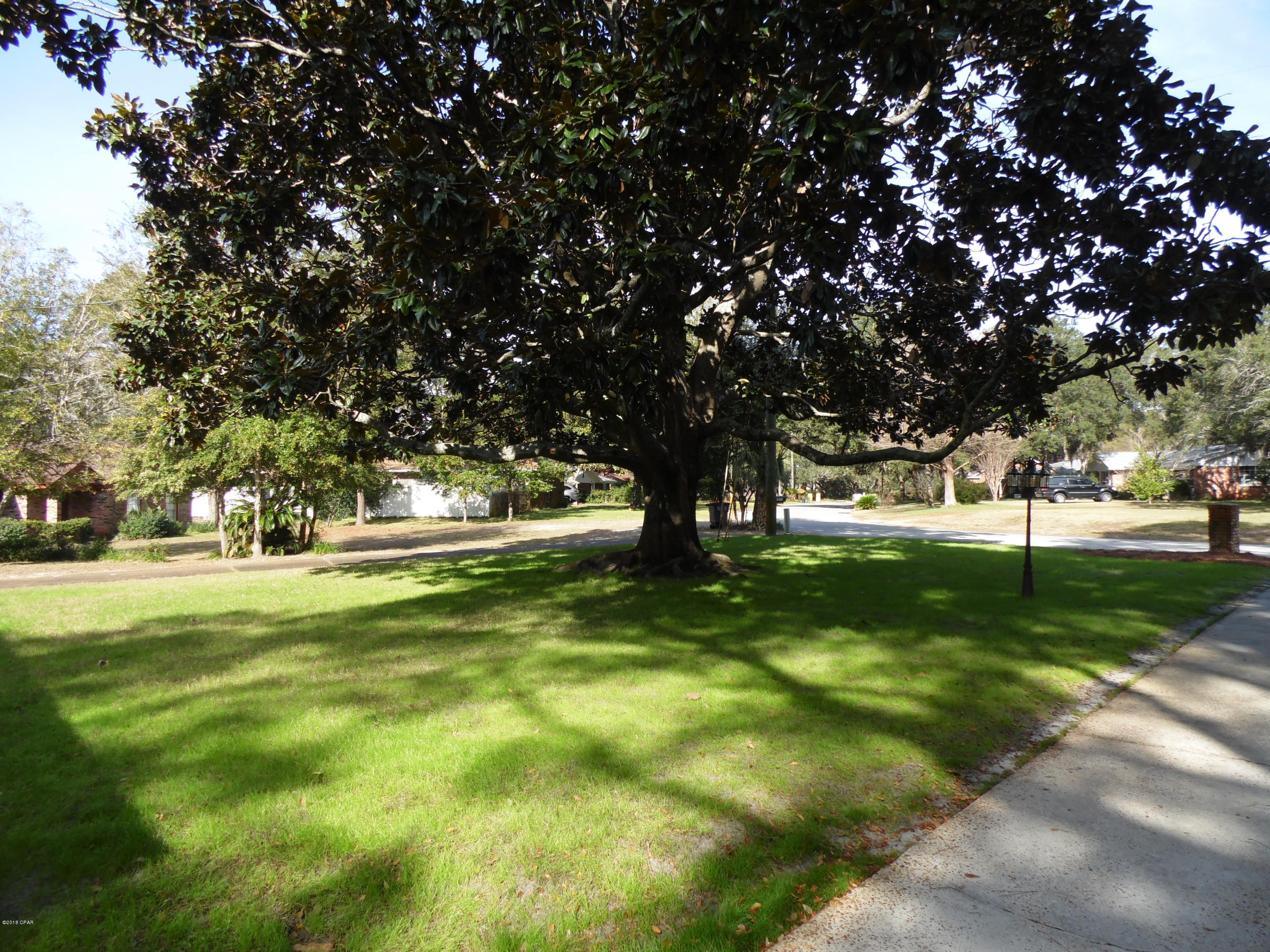 Pretty Bayou Island - Residential