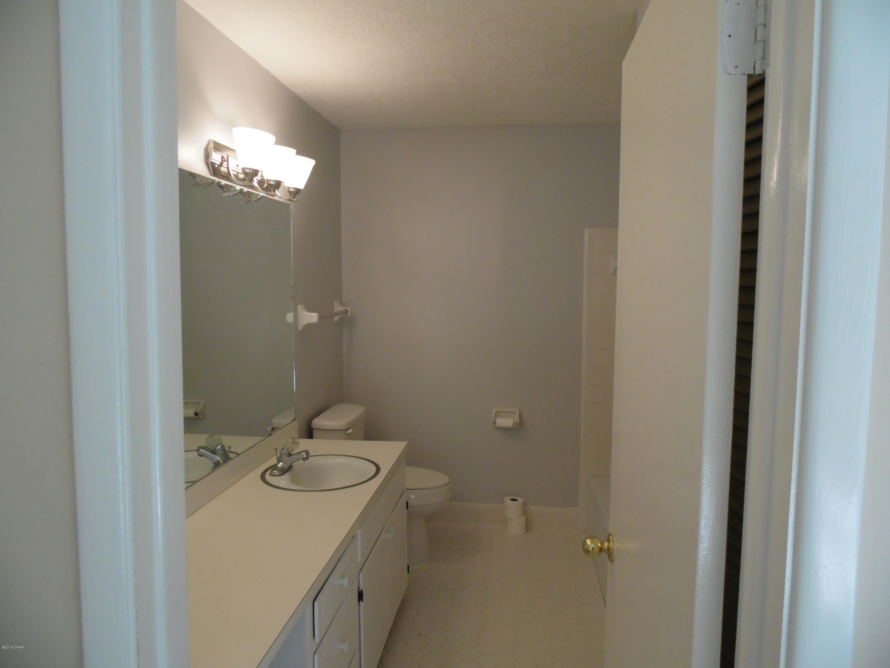 Pretty Bayou Island - Residential