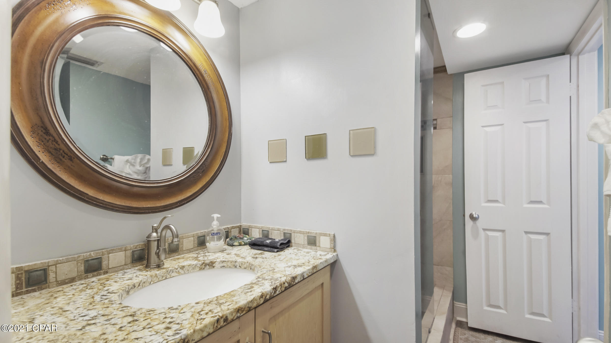 Sunbird Condo - Residential