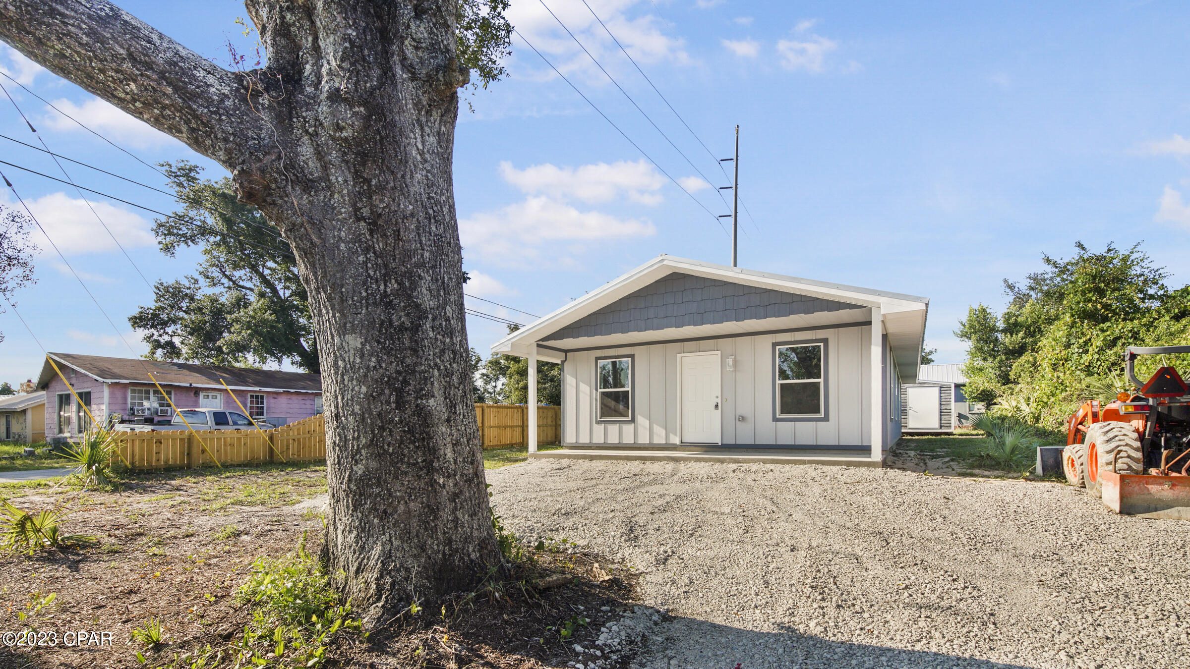 Pine Orchards Hgts 1st Add - Residential