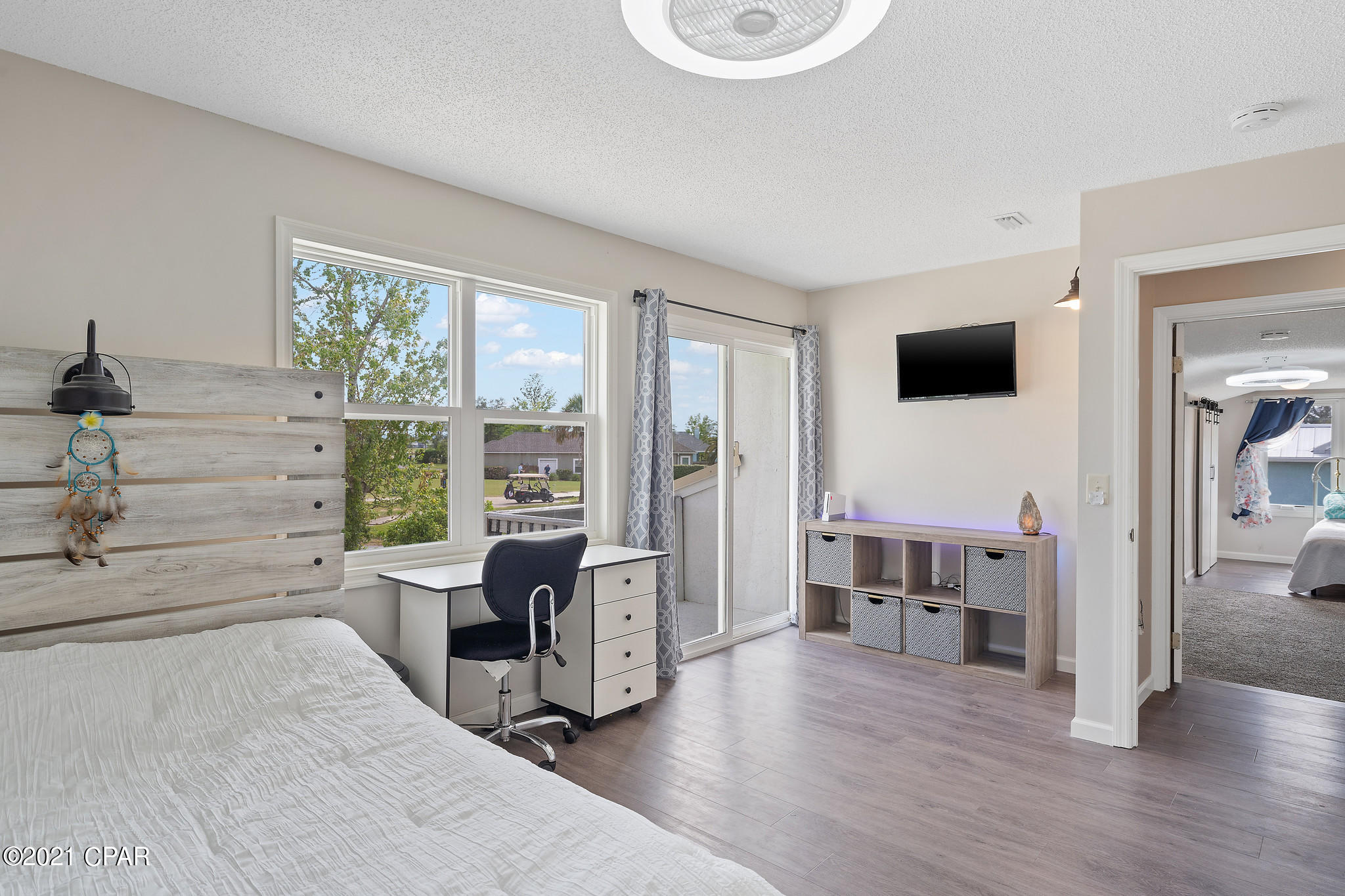 Country Club Harbour Estates - Residential