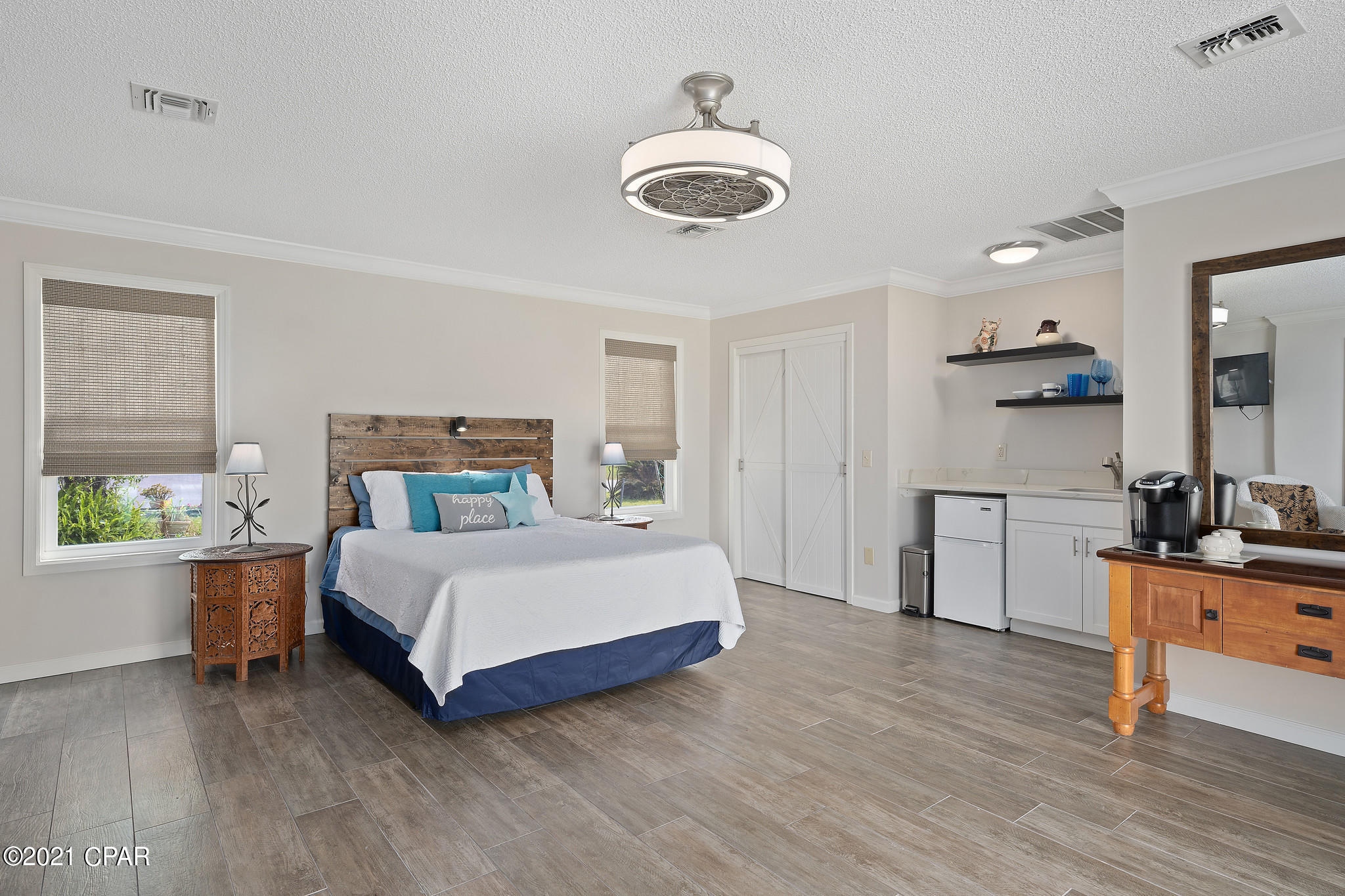 Country Club Harbour Estates - Residential