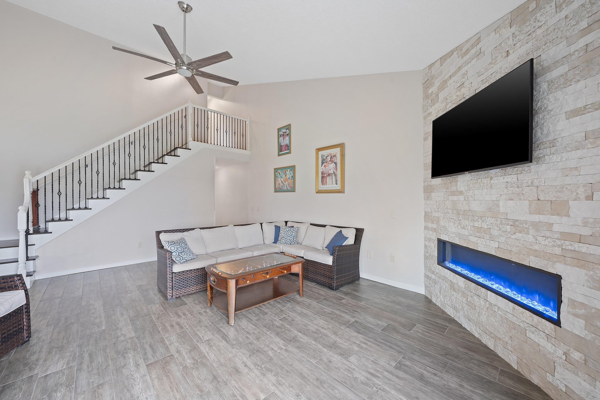 Country Club Harbour Estates - Residential