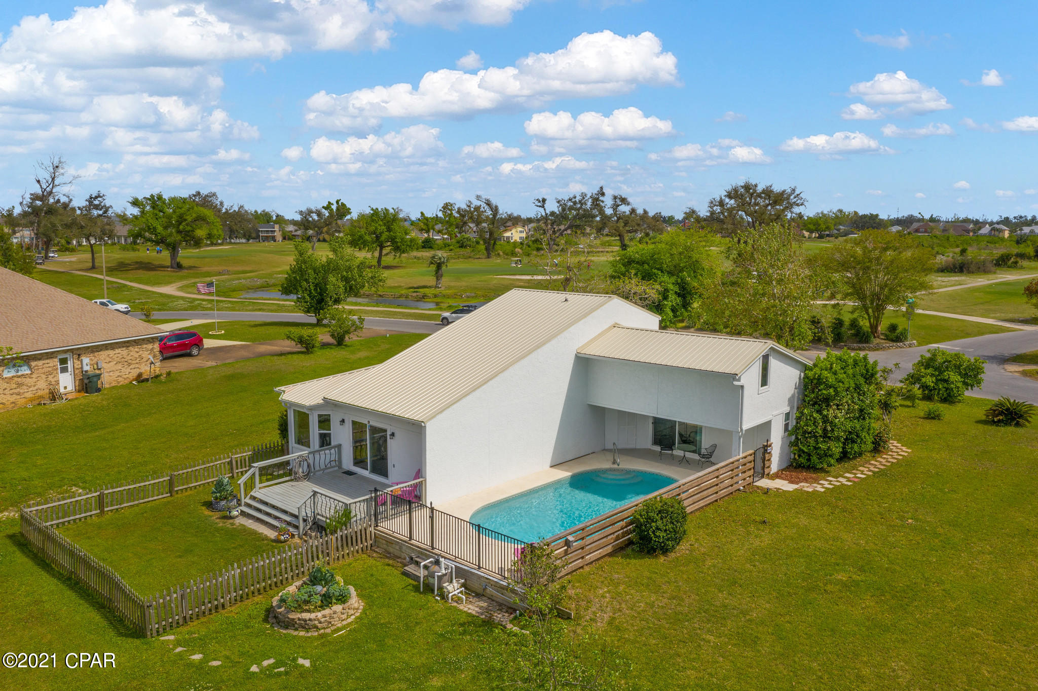 Country Club Harbour Estates - Residential