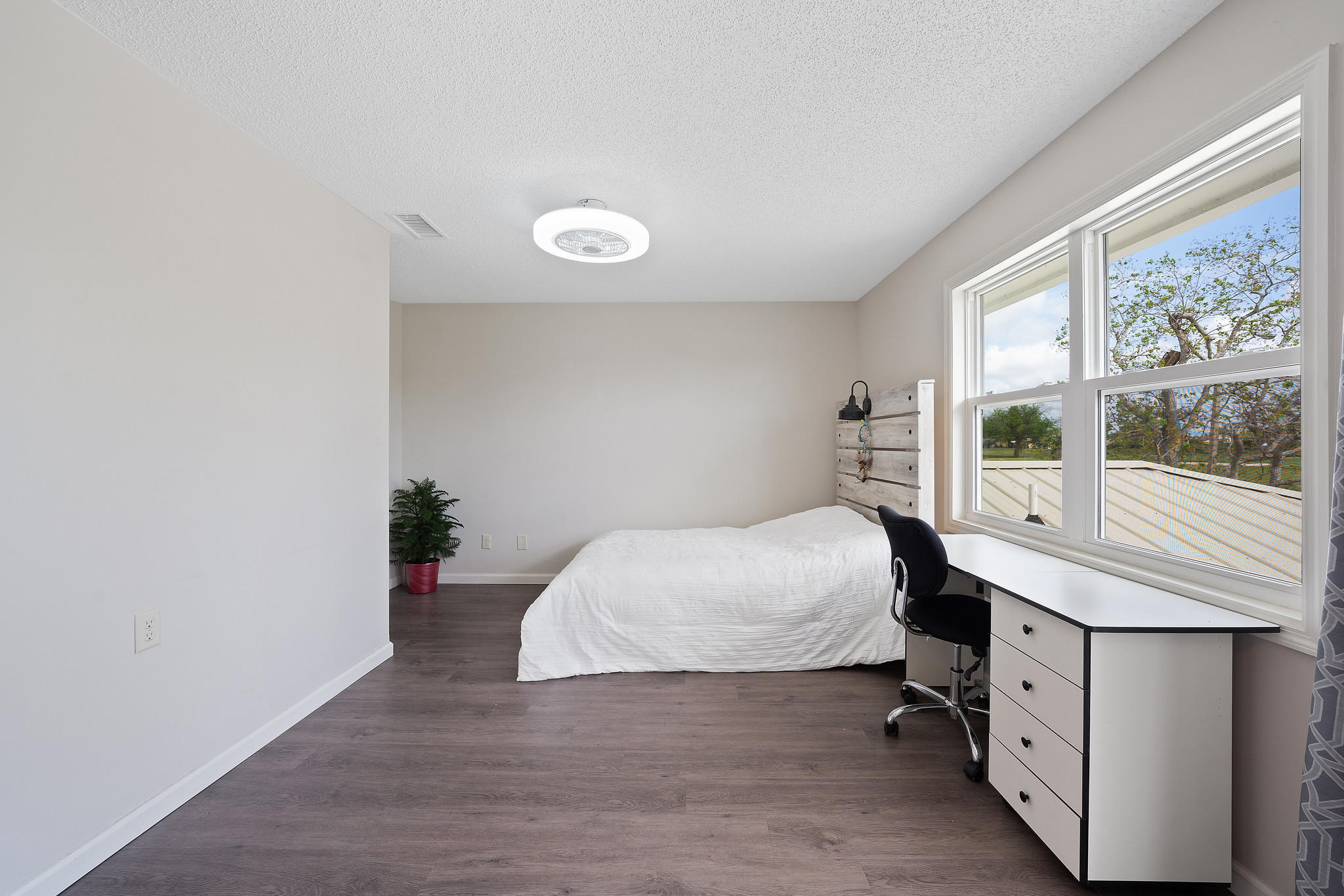 Country Club Harbour Estates - Residential