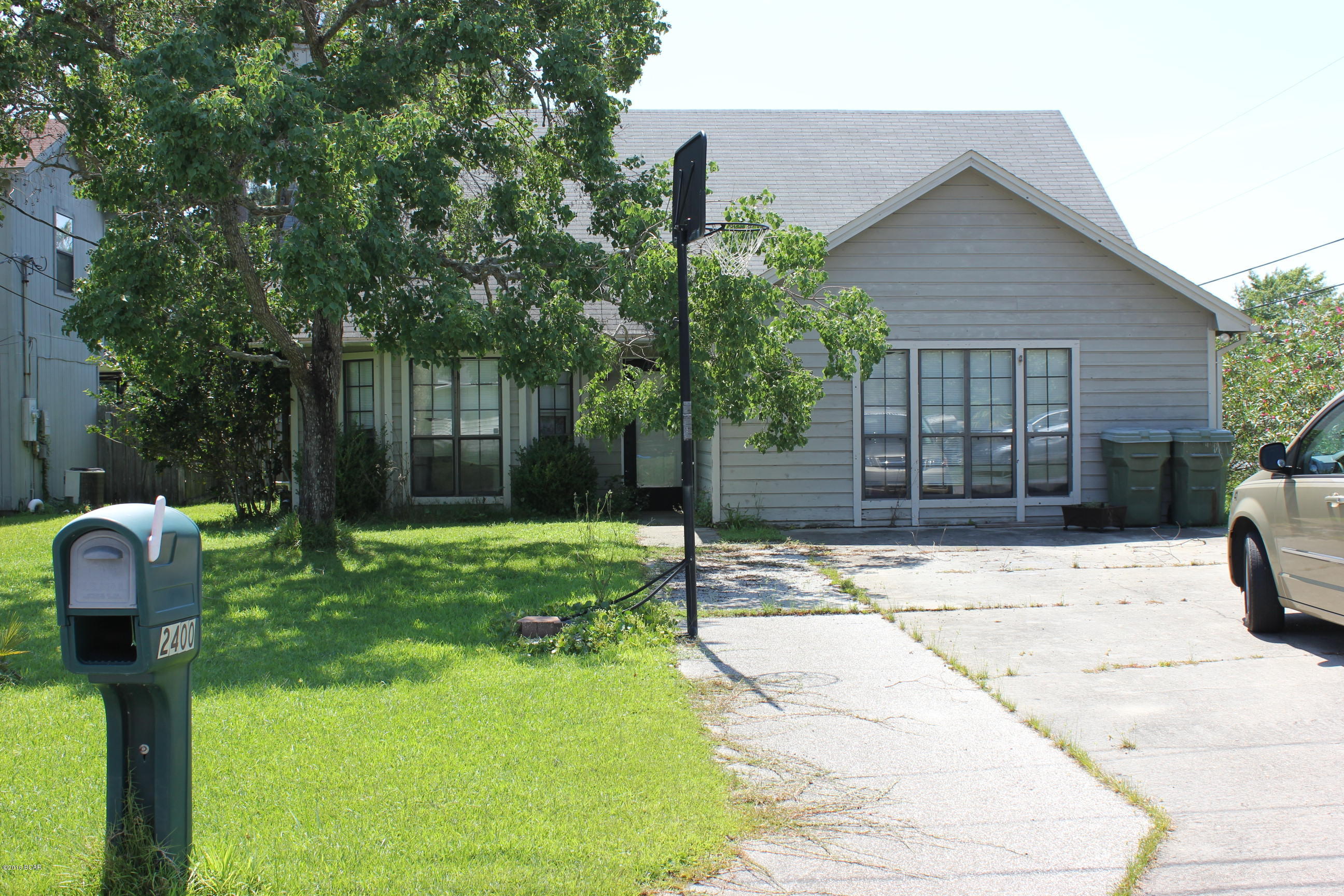 Belaire Estates U-6 - Residential