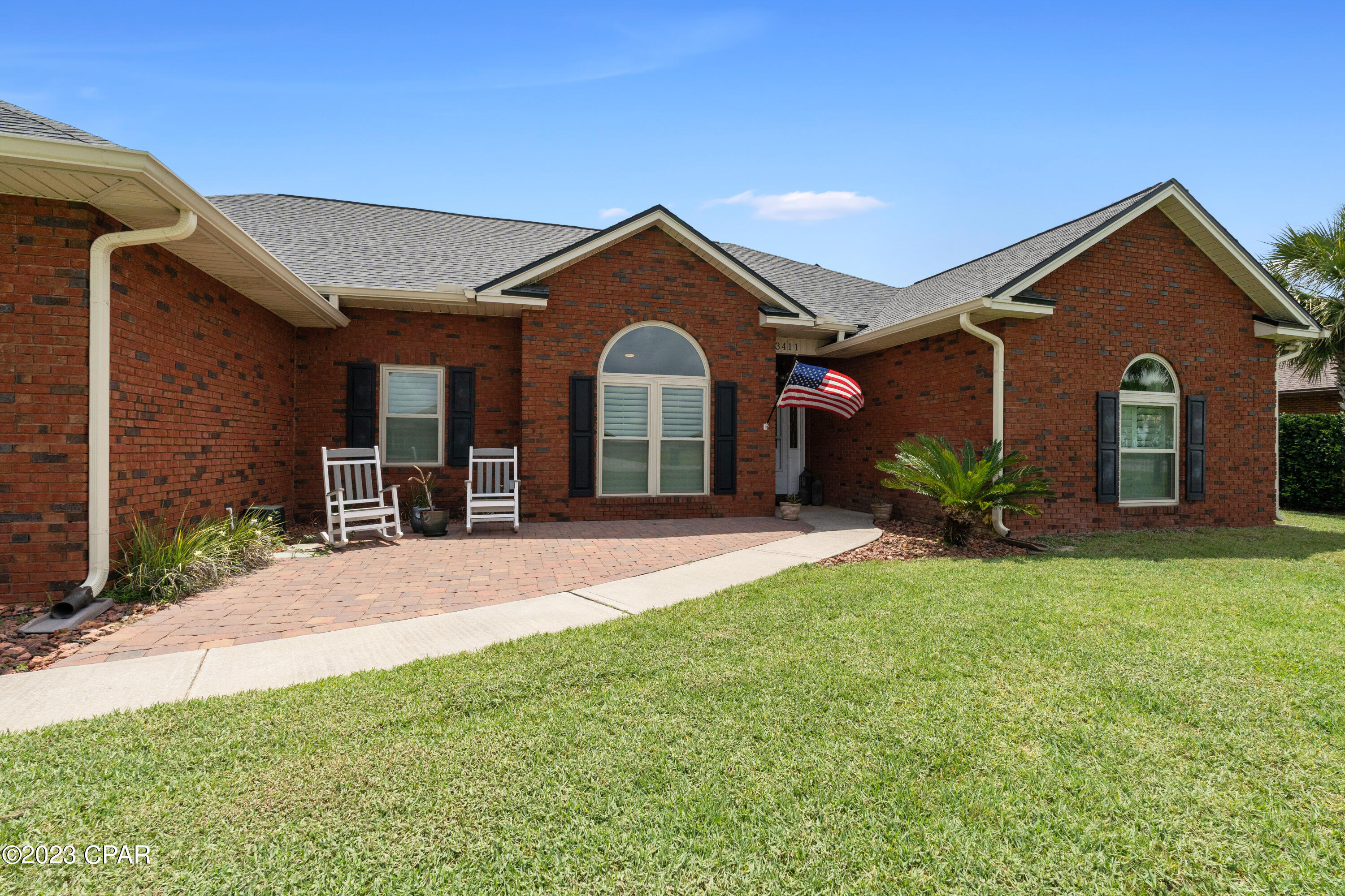 Kirkland Manor - Residential