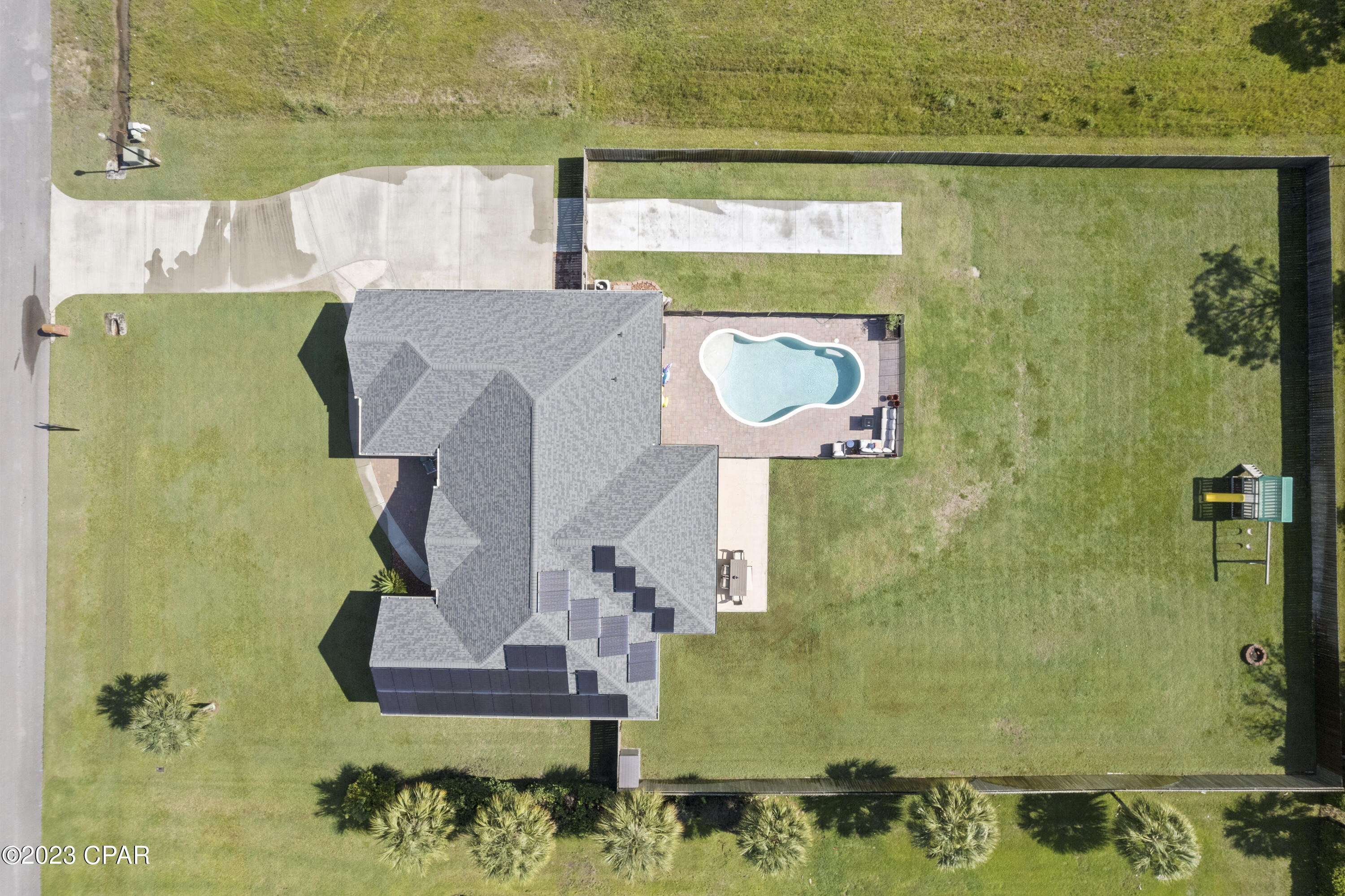 Kirkland Manor - Residential