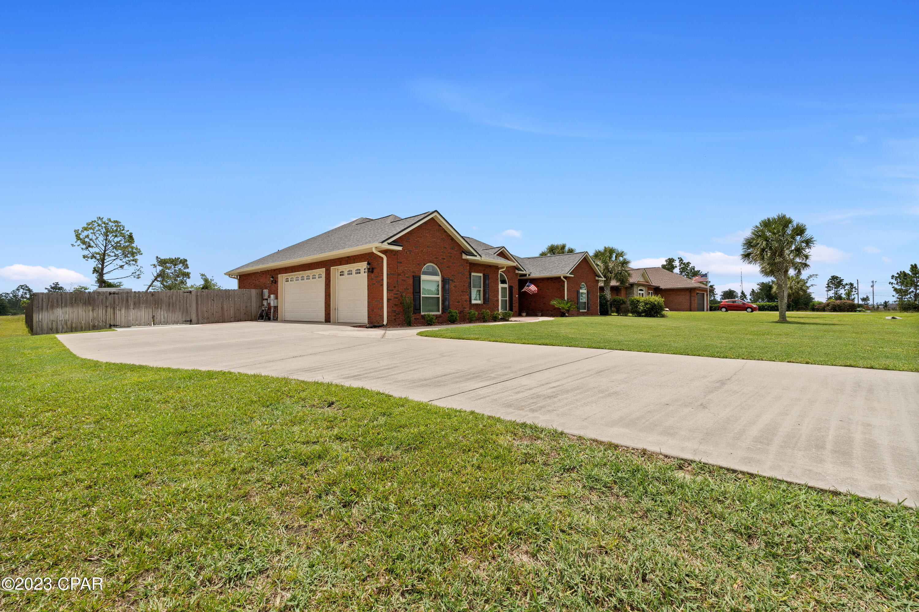 Kirkland Manor - Residential