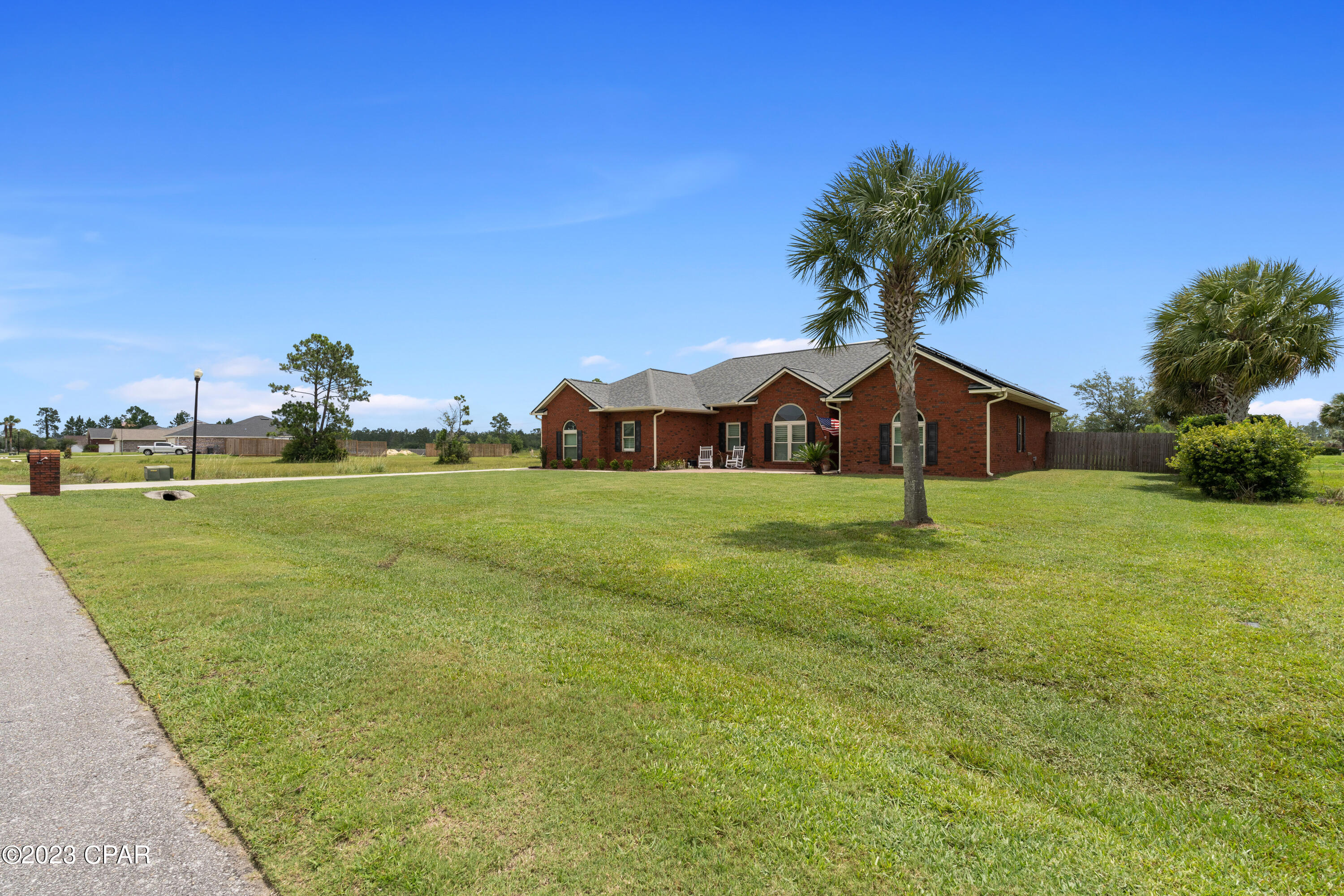 Kirkland Manor - Residential