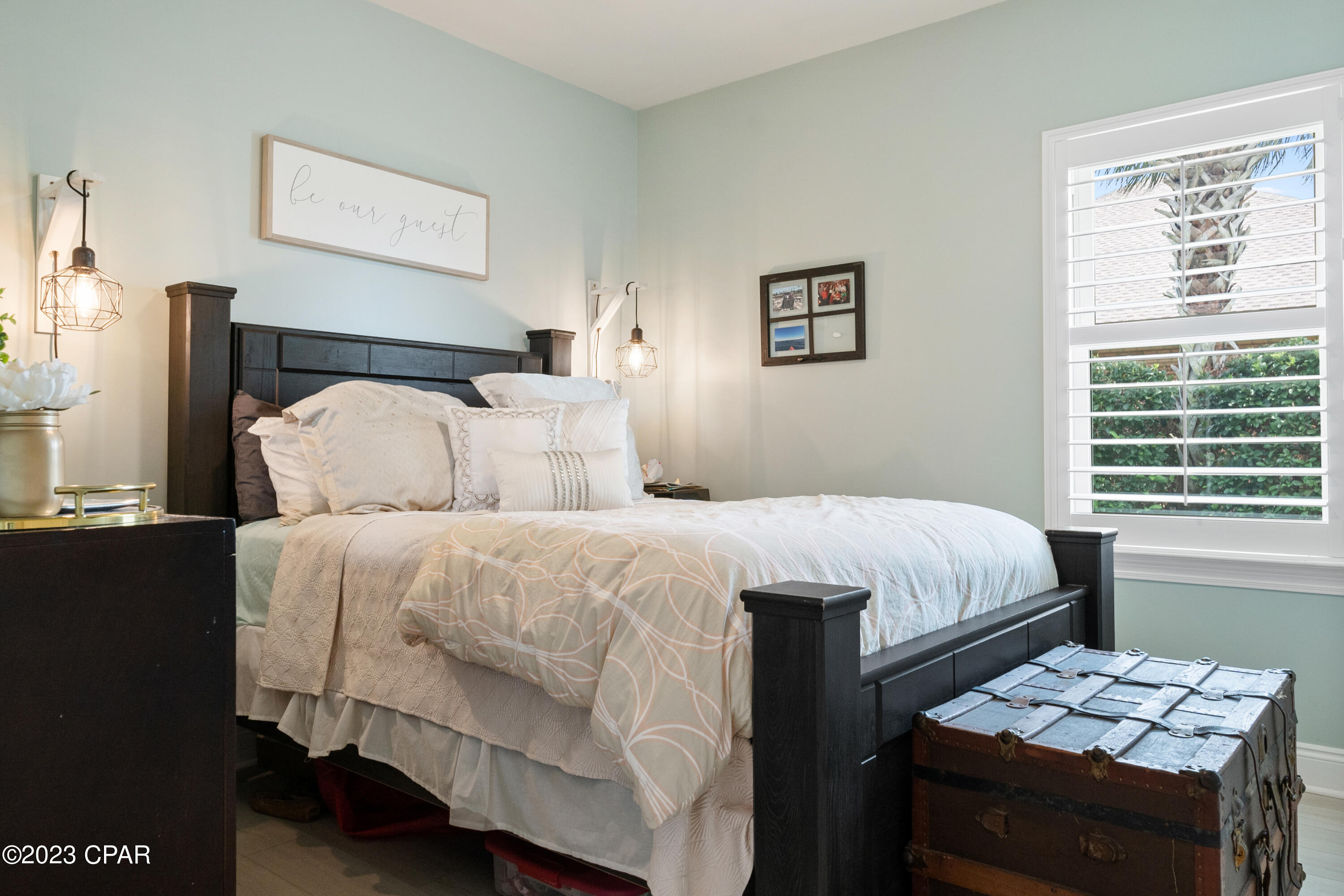 Kirkland Manor - Residential