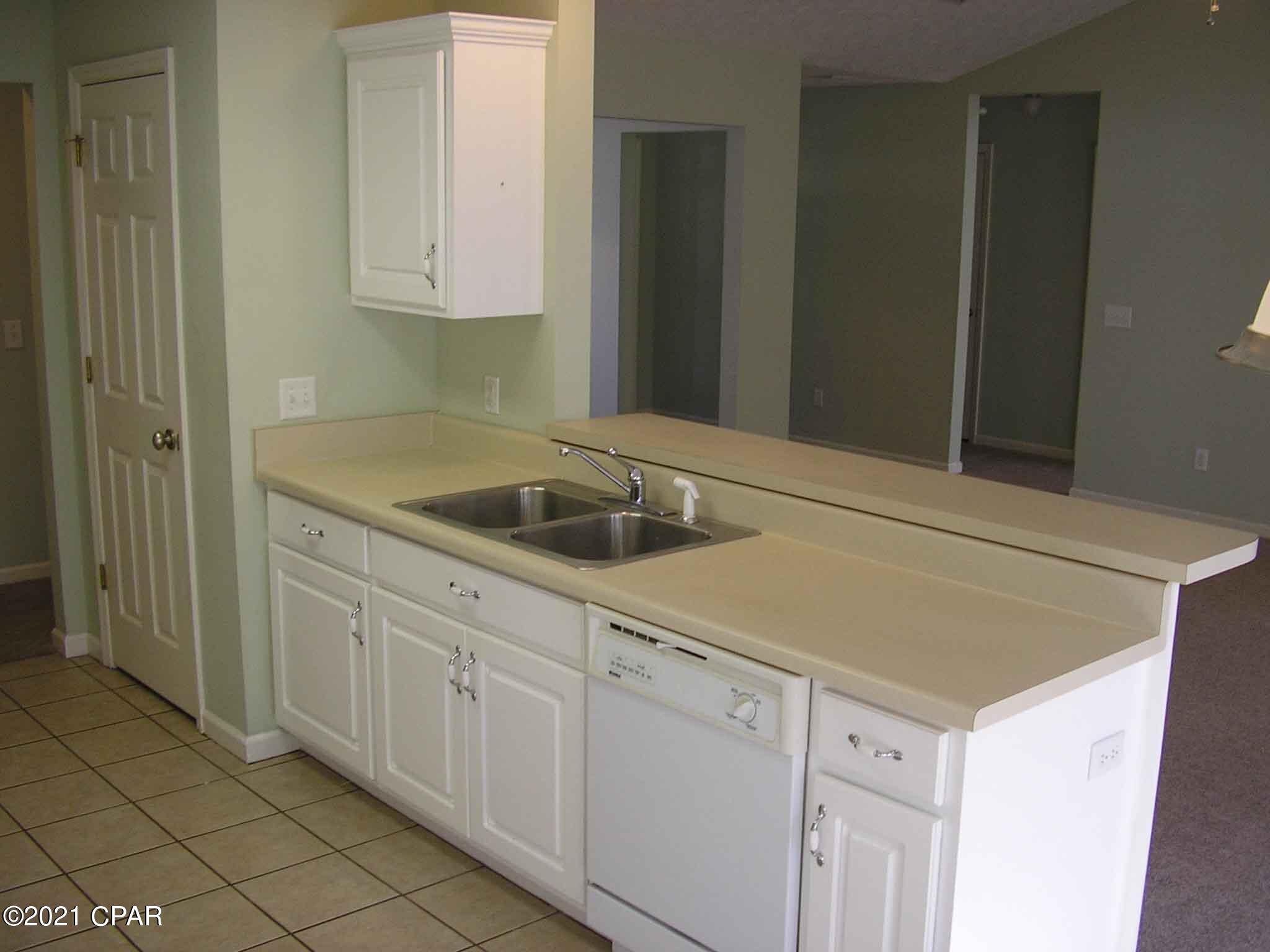 Hidden Pines Phase VI - Residential Lease