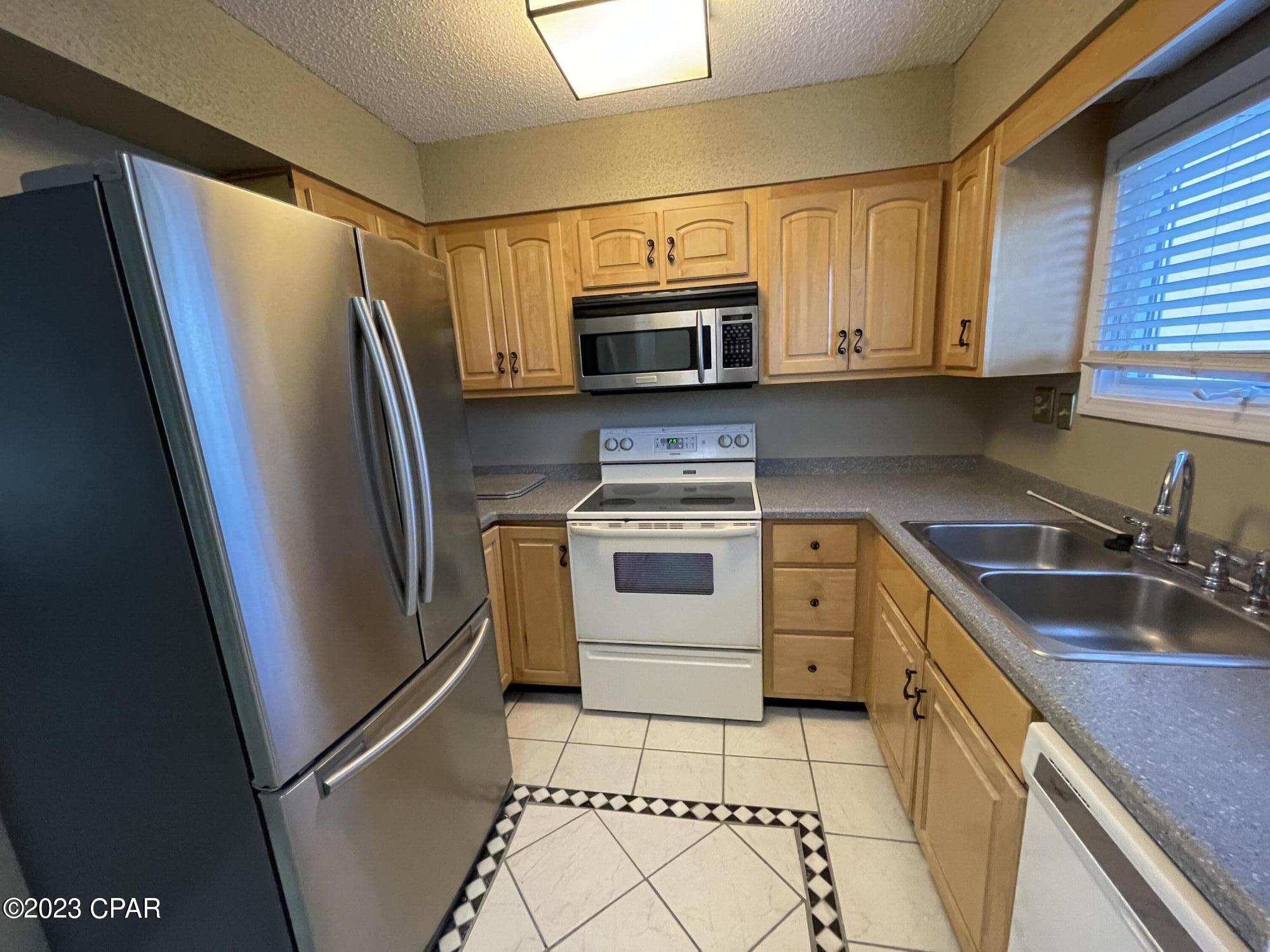 Bay Point Golf Villas I - Residential