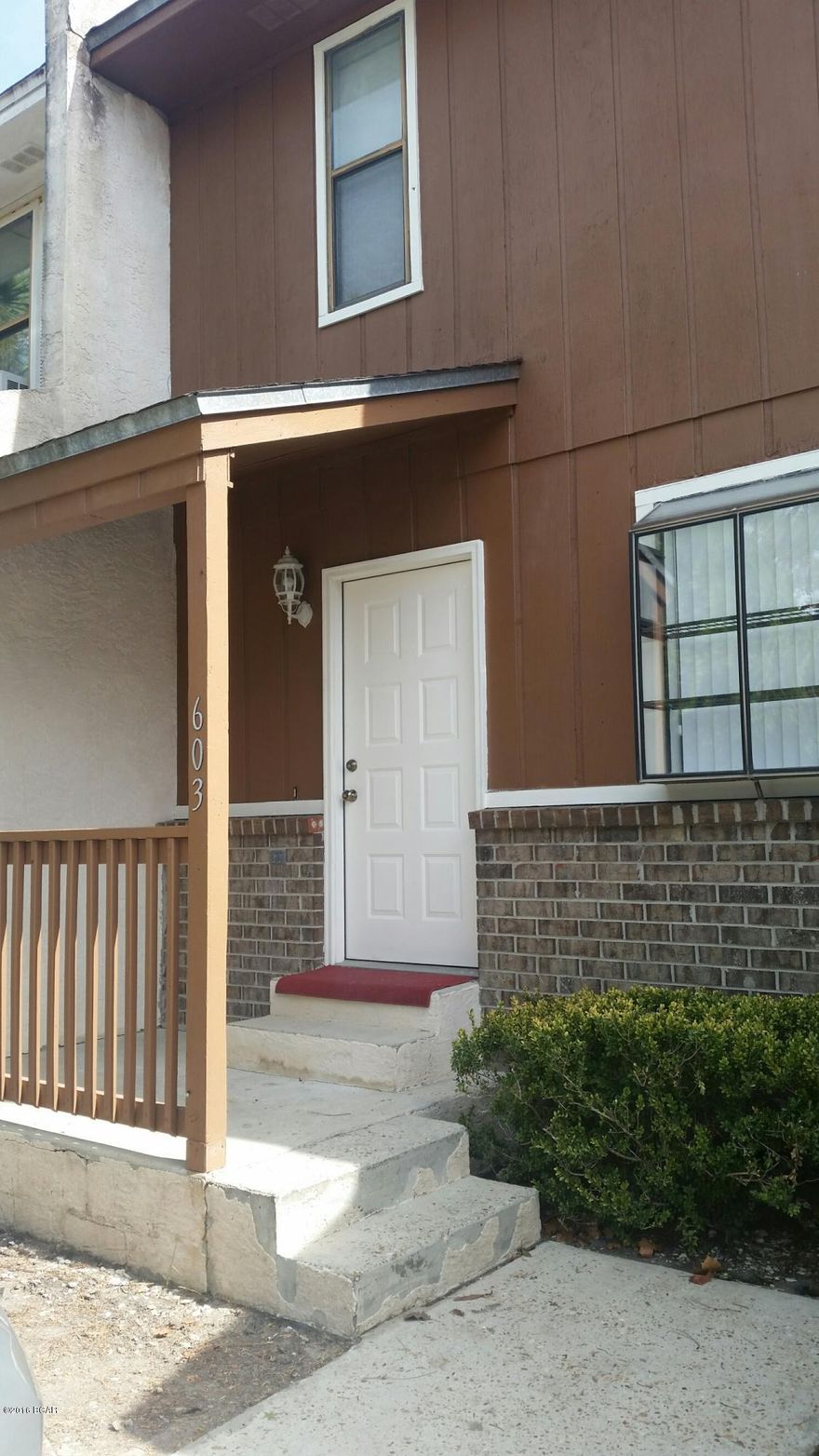 2 story townhome located on the water with dock access. Home includes large living area and kitchen, washer & dryer hook ups on 1st floor, laminate and tile flooring with carpets in the bedrooms, master bedroom has balcony with water view.