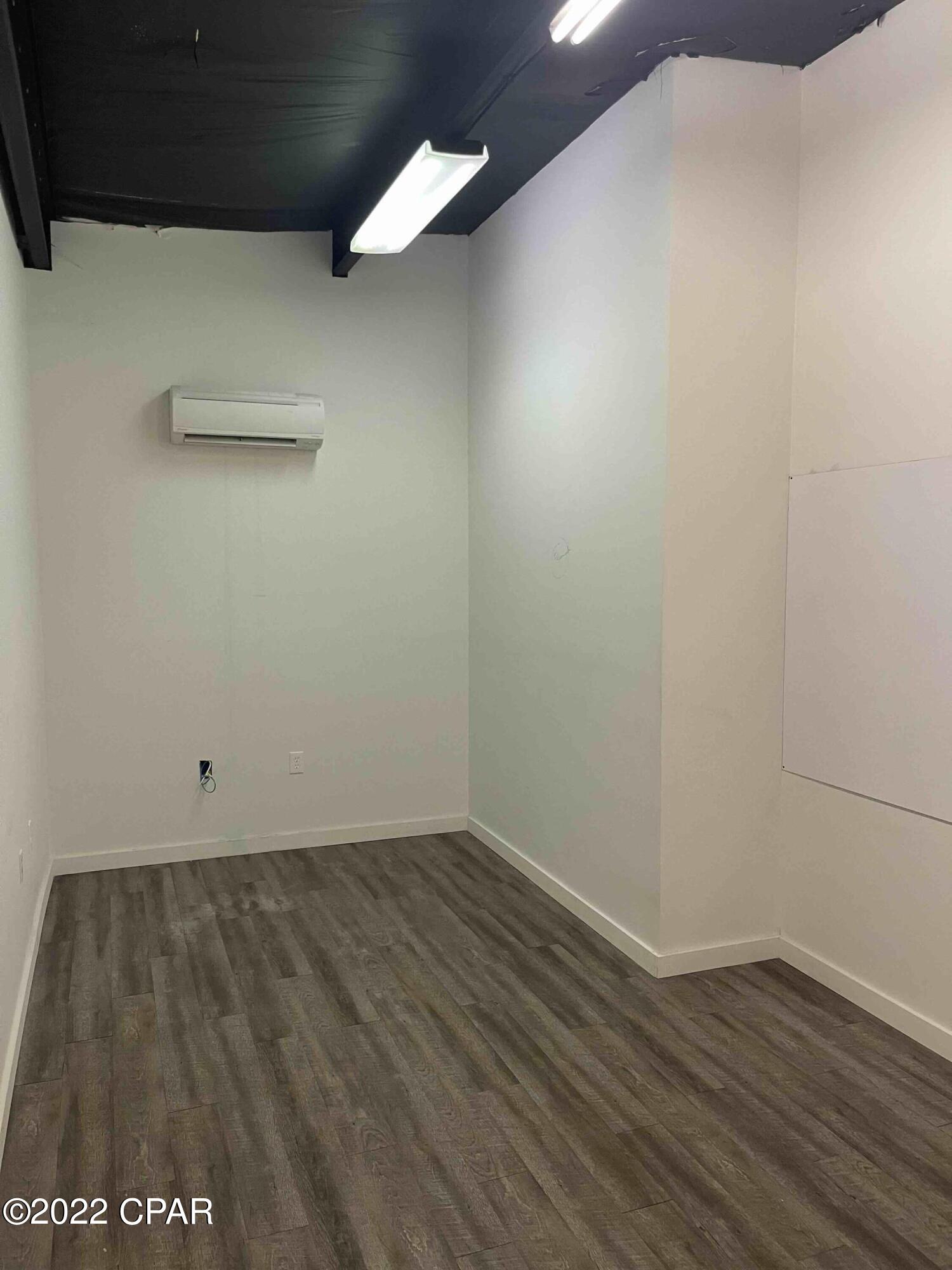 Beach Commerce Park - Commercial Lease